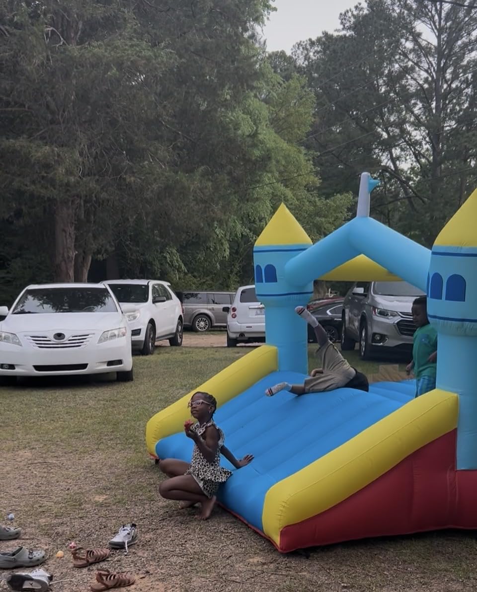 Bounce House, 6-in-1 Play Mode Inflatable Bounce House for Kids customer photo 1