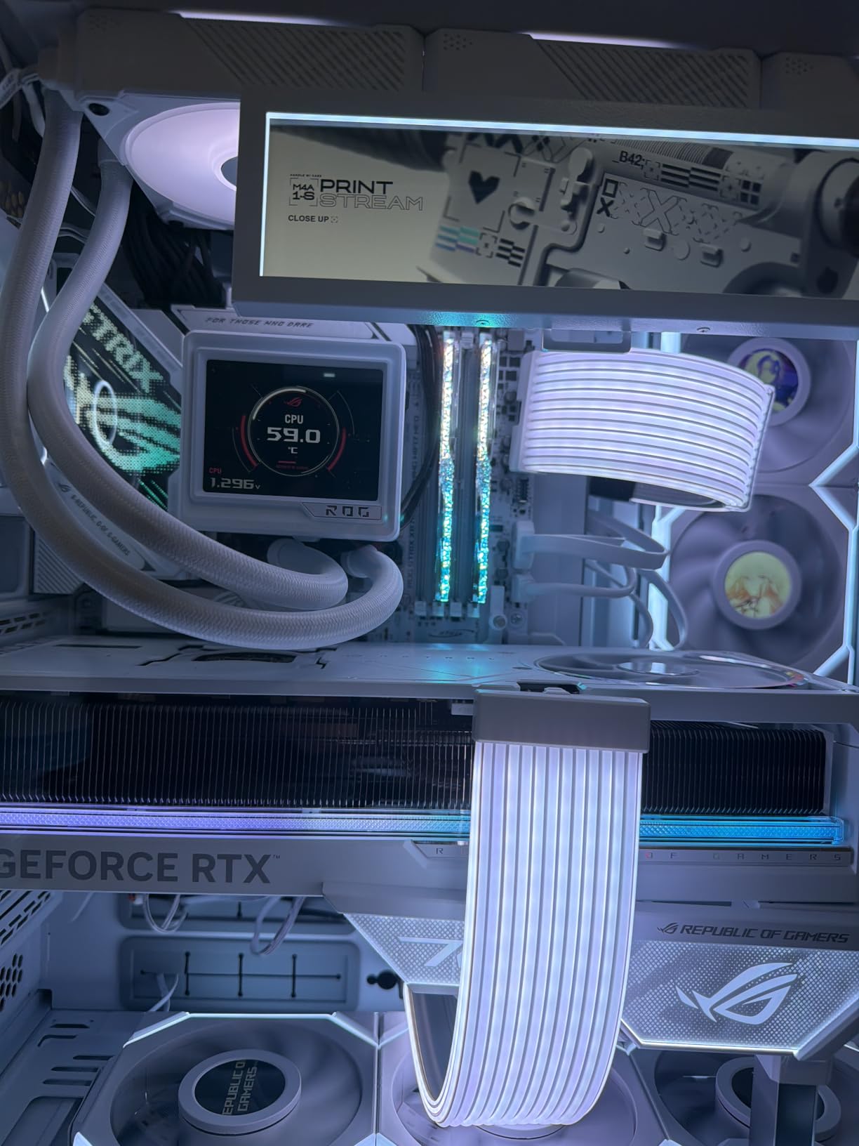 AMD Ryzen™ 9 9950X3D2 Dual Edition customer photo 1