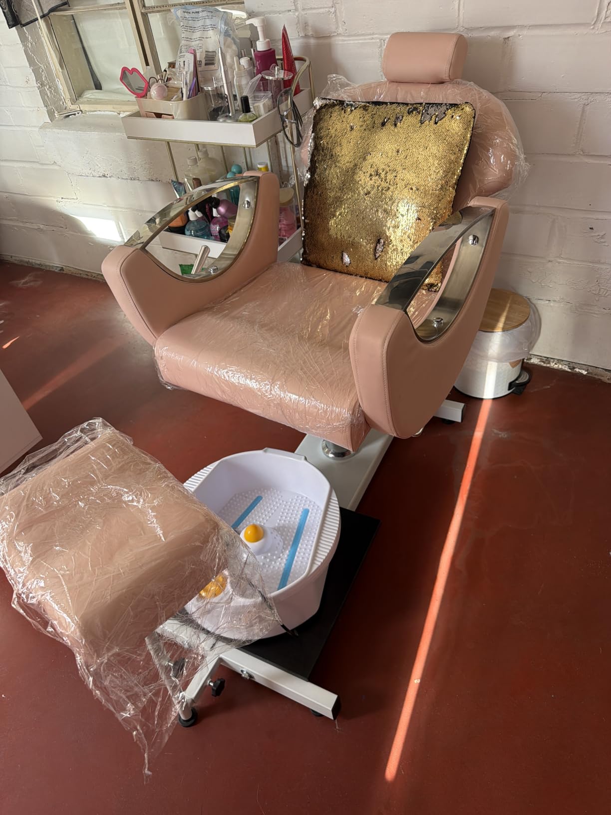 KIGOTY Pedicure Chair No Plumbing with Massage Bath,360°Swivel,Pillow,Beige customer photo 1