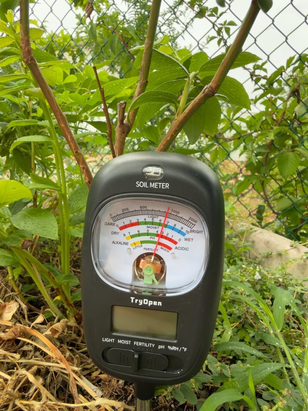7-in-one Soil Test Kit, Soil Moisture Meter/PH Meter/Sunlight Intensity/Fertility Soil Tester, LCD Display Air & Soil Hygrometer Temperature for Hous Plants Garden, Farm, Lawn Care Moisture Meter customer photo 2