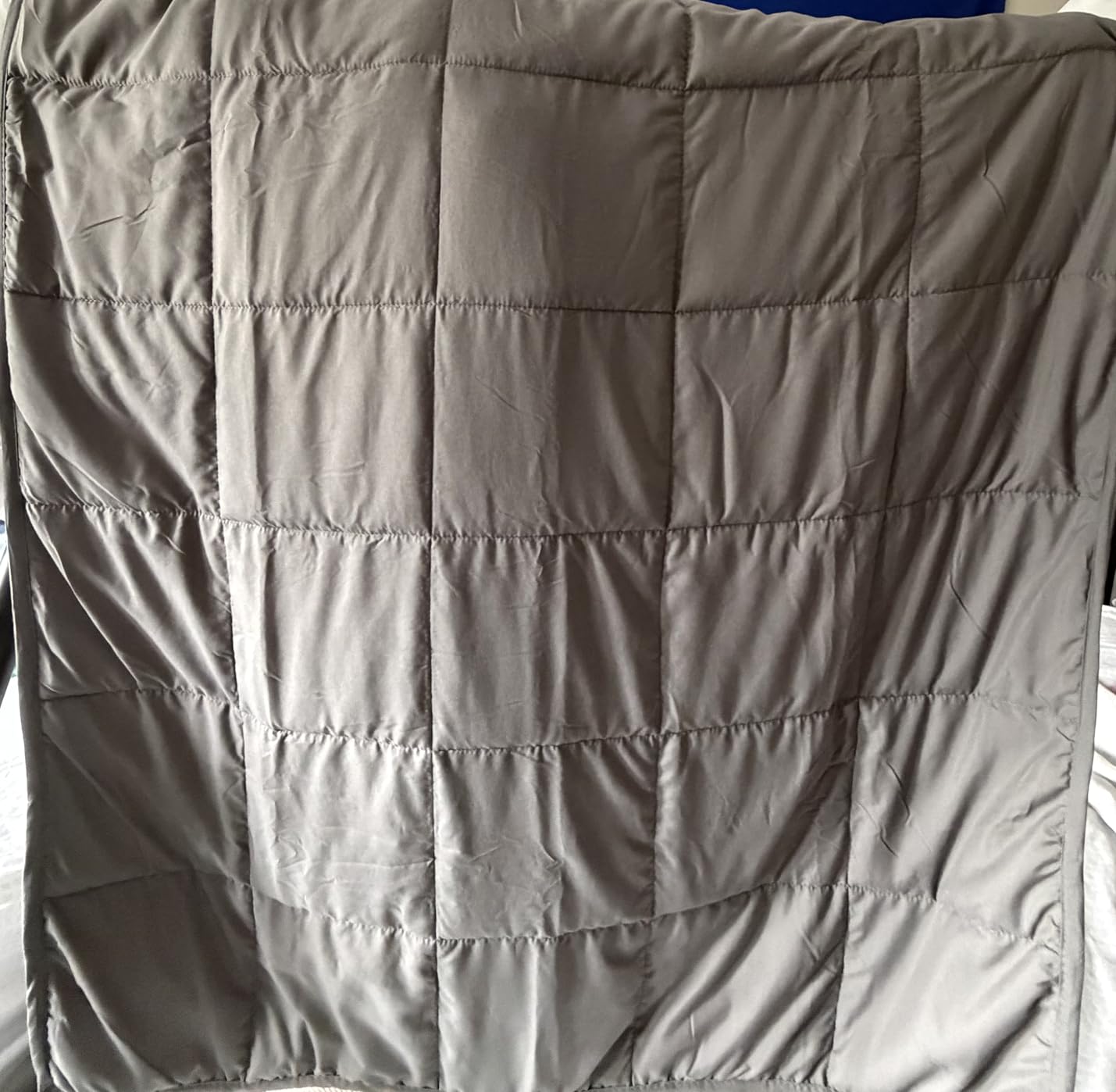 Smart Queen Weighted Blanket 20lbs (60”x80”,Grey) Full Size Soft Cooling Heavy Blanket for Sleeping, Breathable All Season Comfort with Premium Glass Beads,Machine Washable customer photo 2