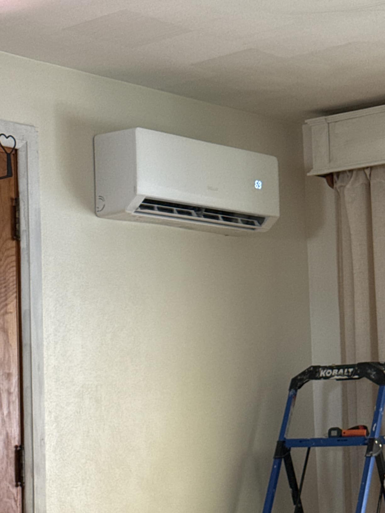 DELLA Serena Series 9000 BTU Mini Split AC, Energy Star 22 SEER2 230V, 0.75 Ton Inverter Heat Pump Ductless AC System for Rooms up to 400 Sq.Ft, WiFi & Alexa Control, Pre-Charged, 16.4ft Install Kit customer photo 1