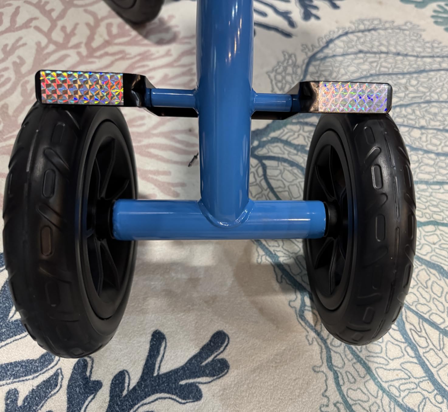 WHLICKS Foldable All Terrain Knee Scooter for Adults for Foot Injuries customer photo 1
