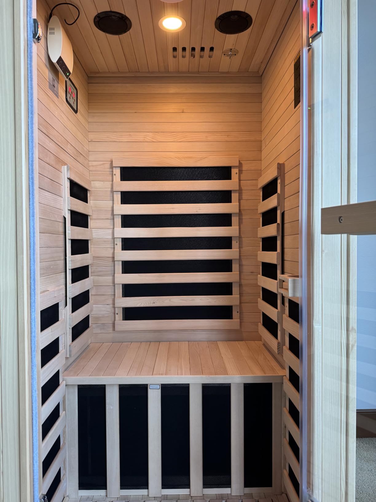 Aoxun Outdoor Barrel Sauna, 4-6 Person Traditional Solid Wood Sauna, Dry＆Steam Sauna with Sauna Stove, 220V/6KW Electric Heater, Sauna Stone customer photo 1