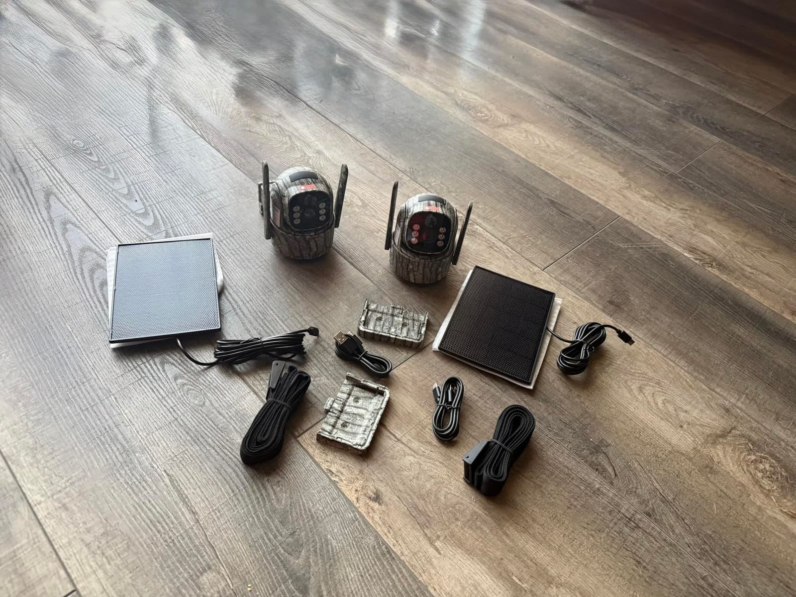 VOOPEAK Trail Camera, 4G LTE Cellular Game Cameras with 360° Live Streaming customer photo 2
