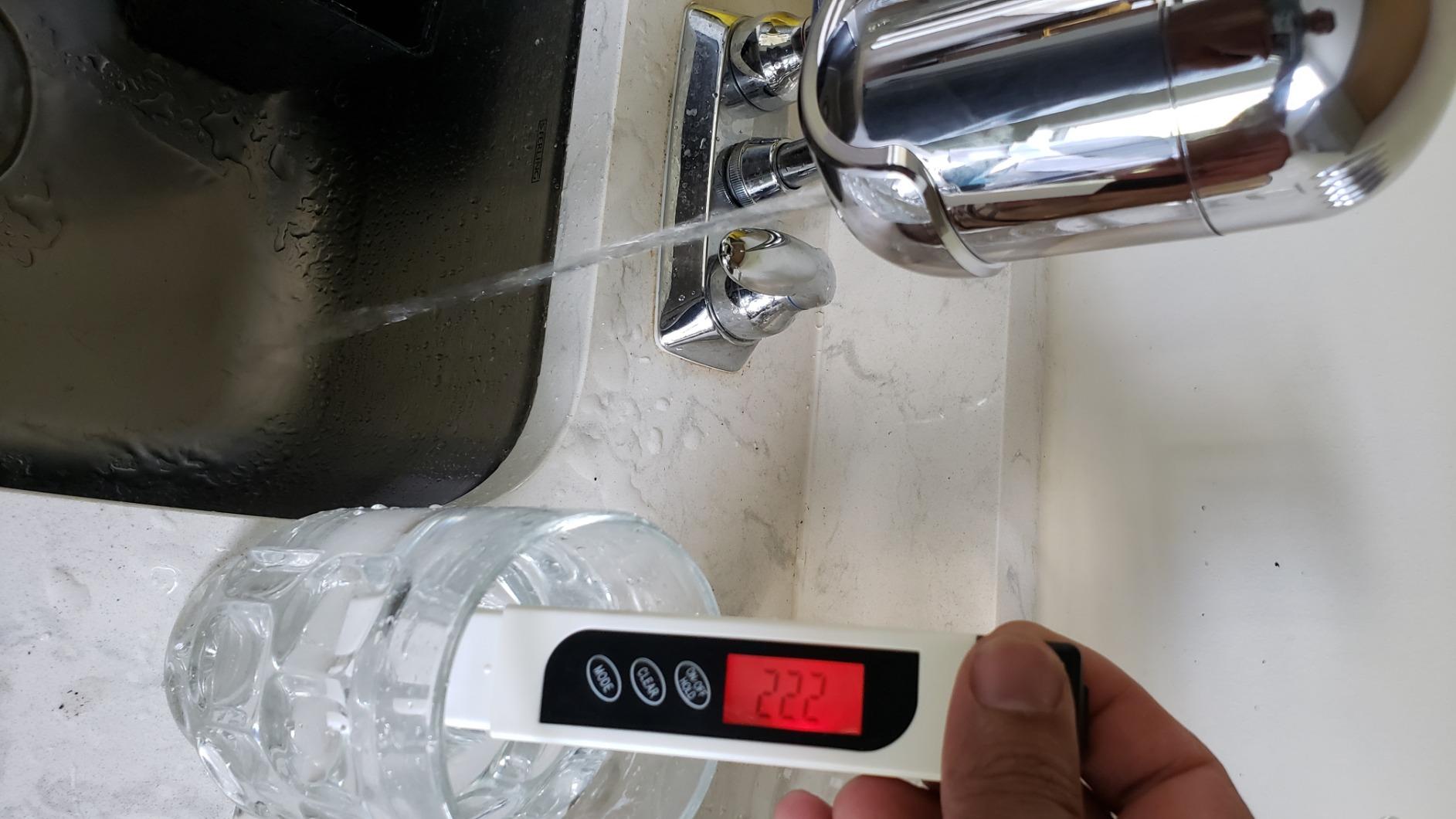 PUR Plus Vertical Faucet Mount Water Filtration System, Lead-Reducing Filter, Great-Tasting, Easy Install, Lasts 100 Gallons, Faucet Water Filter, Compatible with Sinks with External Aerators, Chrome customer photo 1