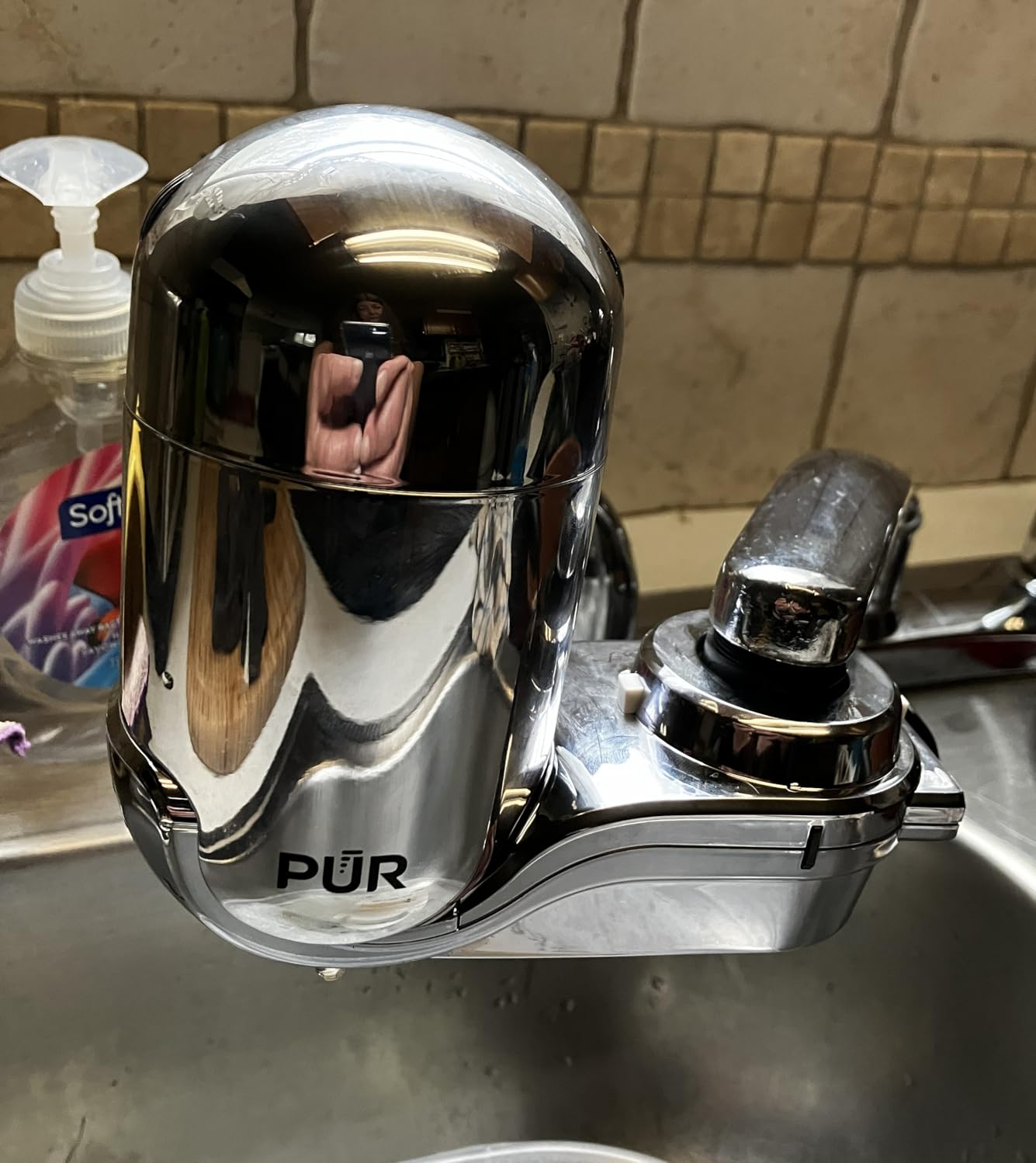 PUR Plus Vertical Faucet Mount Water Filtration System, Lead-Reducing Filter, Great-Tasting, Easy Install, Lasts 100 Gallons, Faucet Water Filter, Compatible with Sinks with External Aerators, Chrome customer photo 2