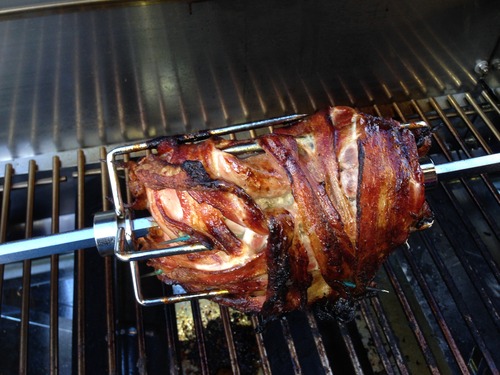 OneGrill Heavy Duty Chrome Universal Grill Rotisserie Kit with 13 Watt 50 lb. Stainless Electric Motor - 37 X 1/2 Inch Hexagon Spit Rod (Grills Up to 28 Inches Wide) Not for Weber. customer photo 1