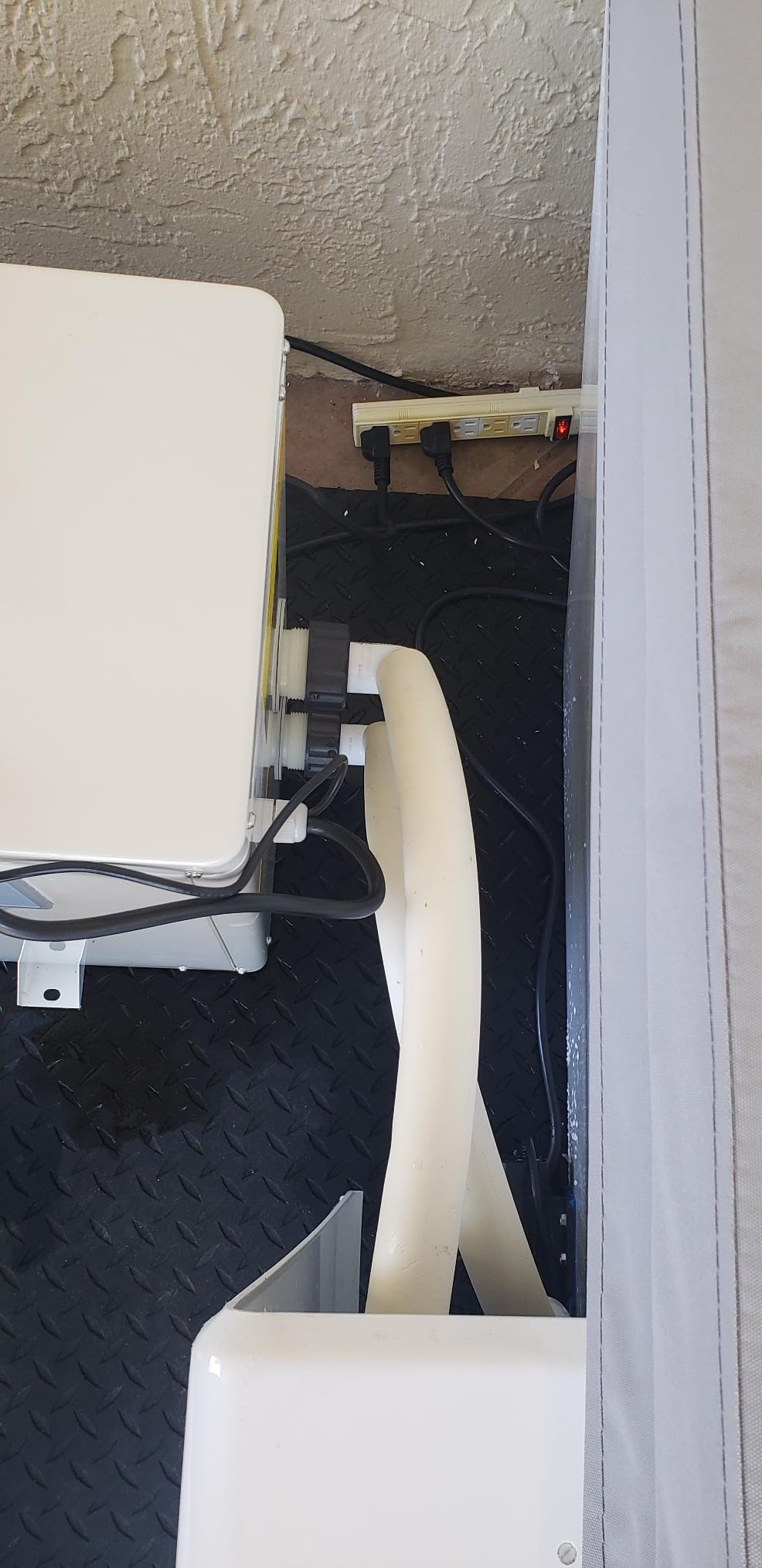EcoPlus Commercial Grade Water Chiller, Cooler for Reservoirs, Hydroponics, and Aquariums, 1 ½ HP customer photo 2