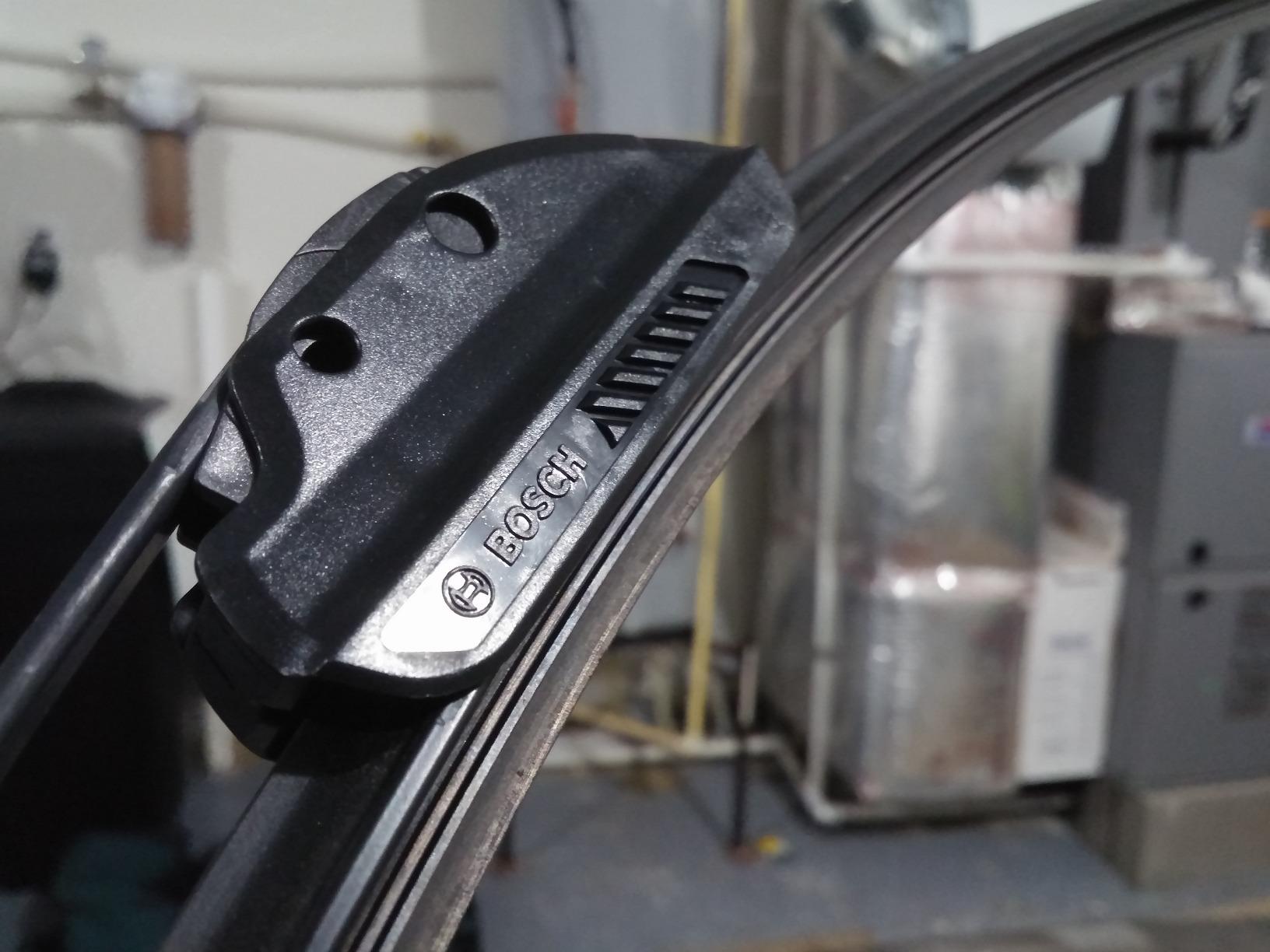 BOSCH 22CA Clear Advantage Beam Wiper Blade - 22