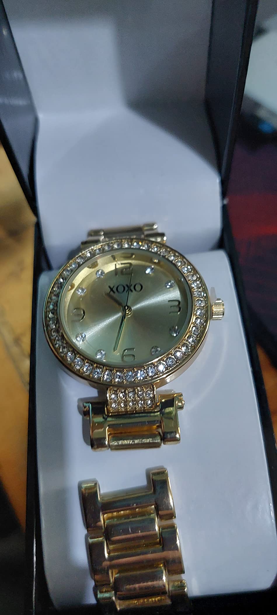 XOXO Women's Gold-Tone Bracelet Watch – Elegant Crystal-Embellished Bezel, Slim 33mm Case, Stylish Gold Dial, Analog Quartz Movement, Durable Metal Band, Fits Wrists 5.5