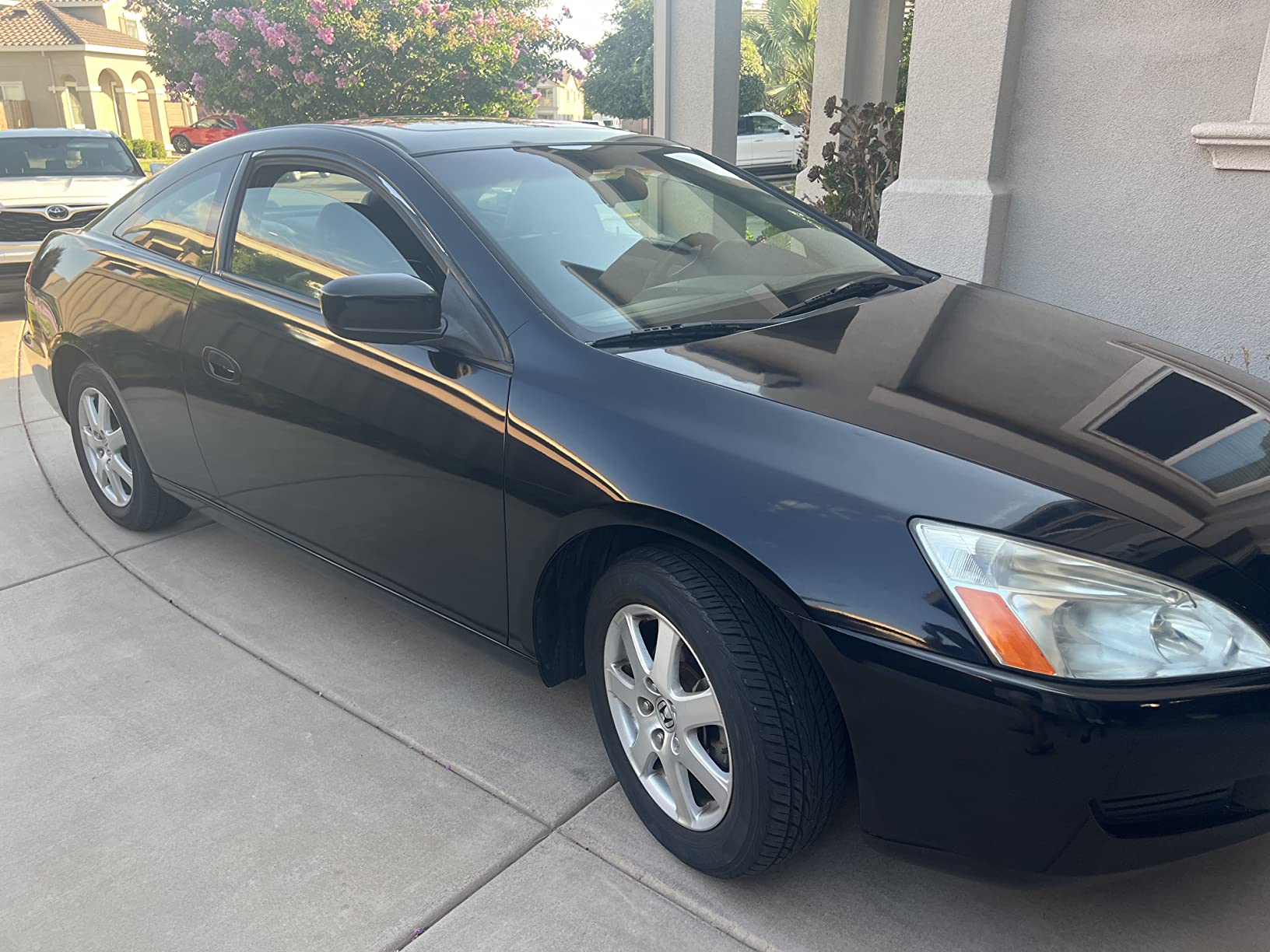 Turtle Wax 52708 Color Magic Car Paintwork Polish Restores Colour & Shine Black 500ml customer photo 2