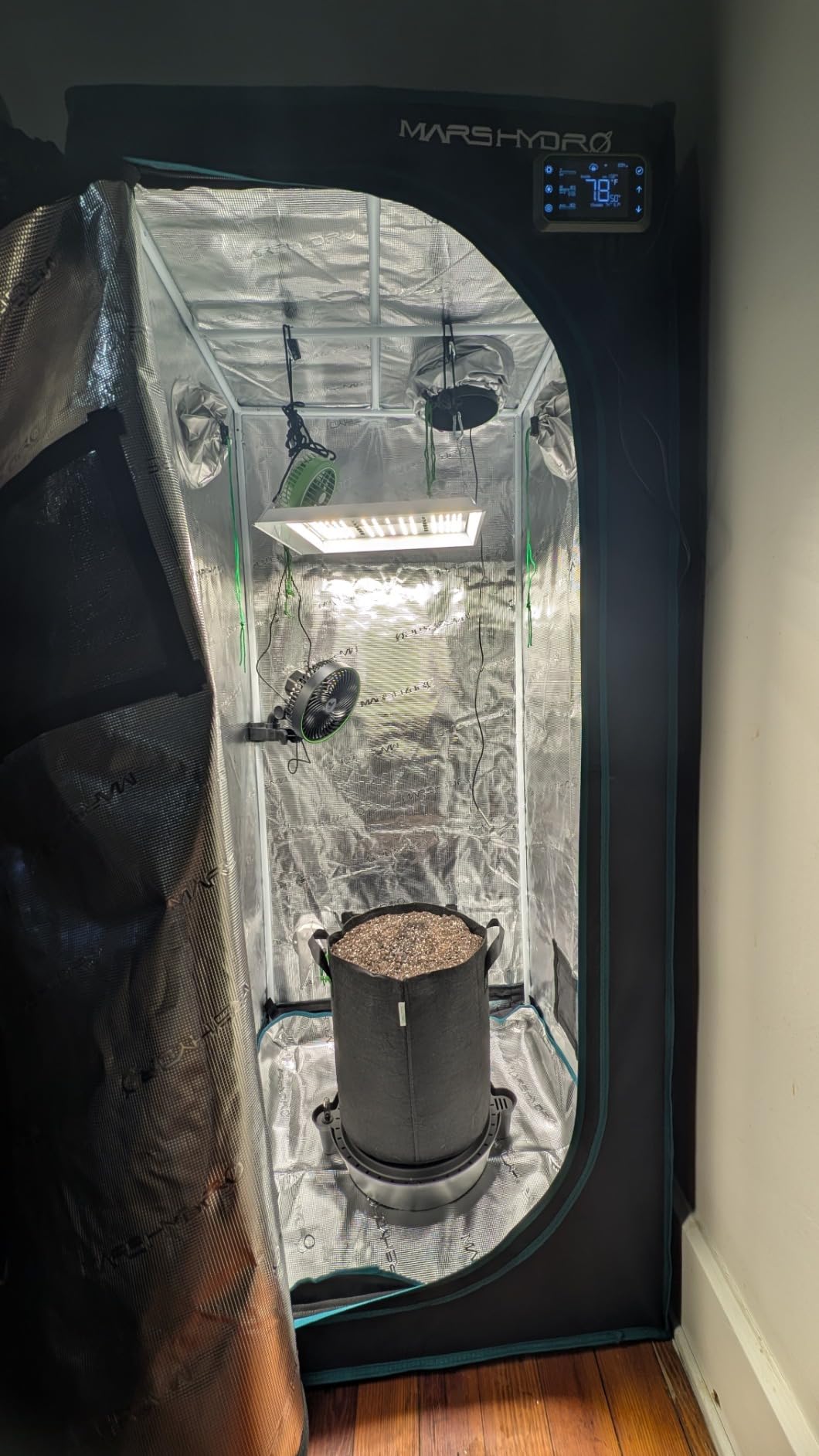 MARS HYDRO 2.3x2.3 Advanced Grow Tent, 27