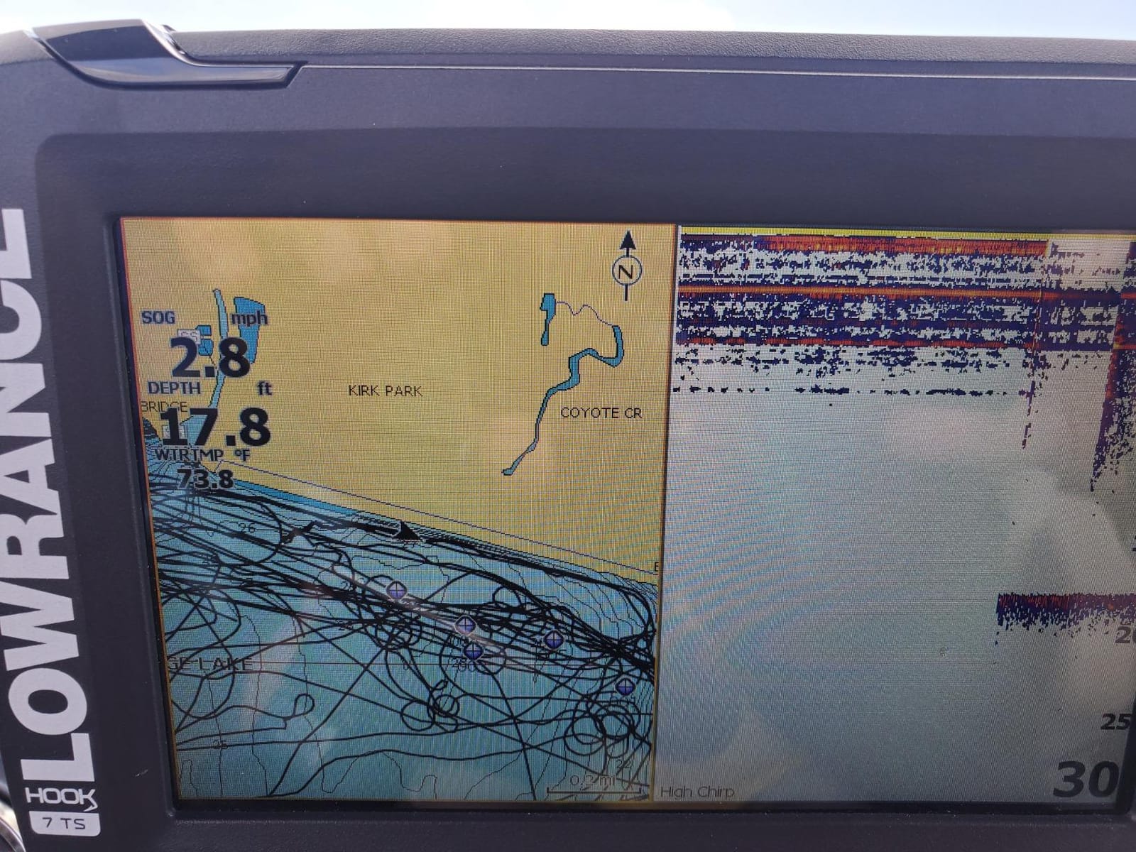 Lowrance HOOK2-7 7-inch Fish Finder with TripleShot Transducer and US / Canada Navionics+ Map Card customer photo 1