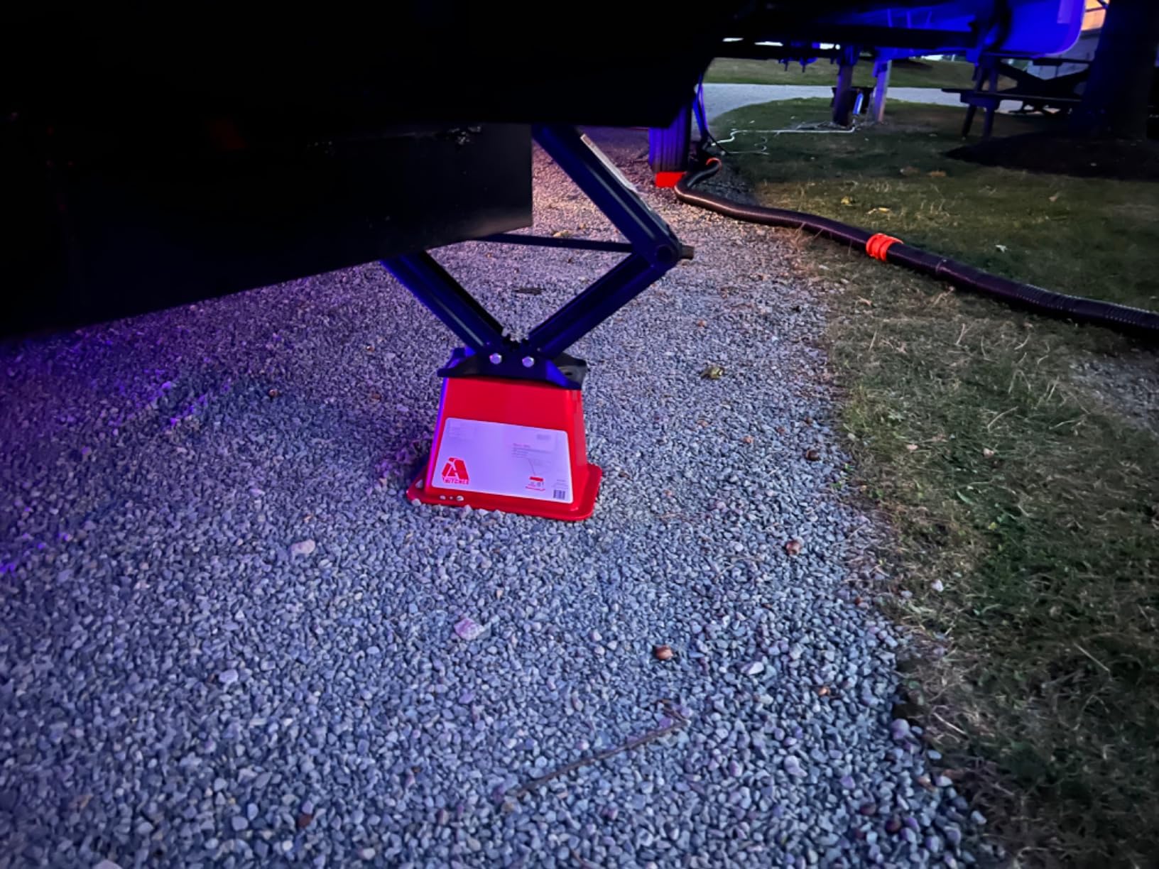 ANDERSEN HITCHES | RV Accessories | Single Trailer EZ Jack Block| Leveling System | RV Stabilizer Stands | Heavy Duty Camper Level for RVs | 3621 customer photo 1