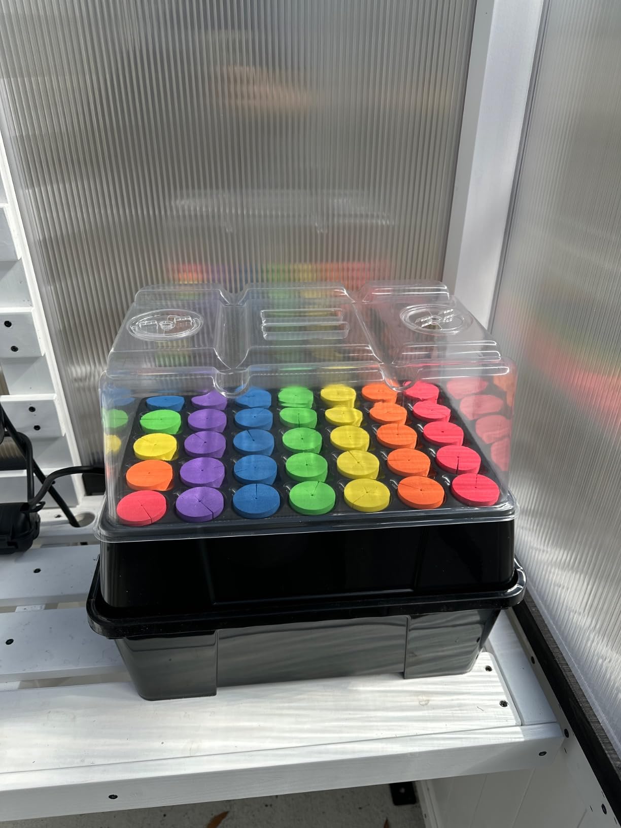 Aeroponic Cloner Machine, Cloning Machine 35 Site for Cutting Rooting Germination Kit Using 1.625 inch Neoprene Clone Inserts customer photo 2