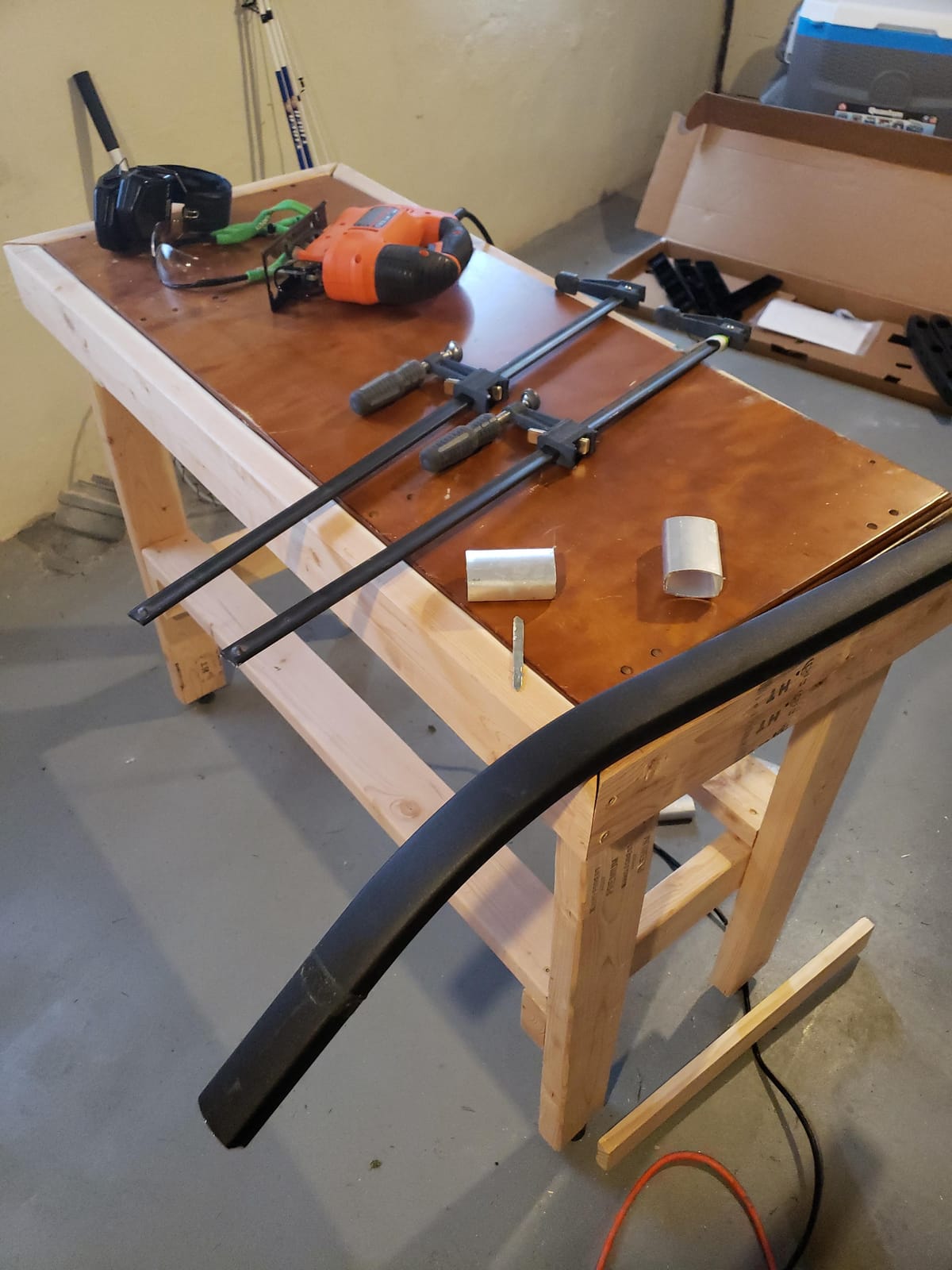 Lund-in-Motion Universal Truck BedXTender by AMP Research | 74825-01LR | Fits all Full-Size & Mid-Size Pickup Trucks customer photo 2