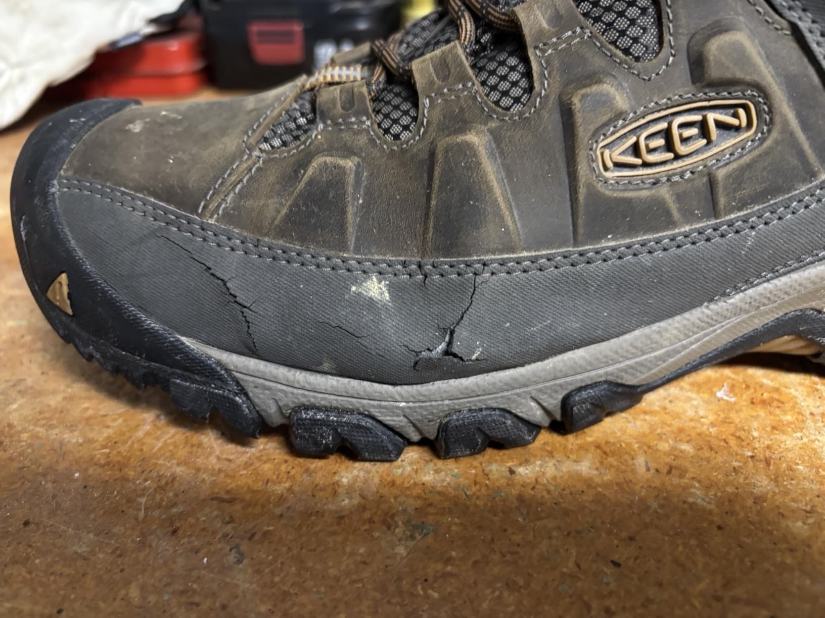 KEEN Men's Targhee III Mid Height Waterproof Hiking Boot customer photo 1