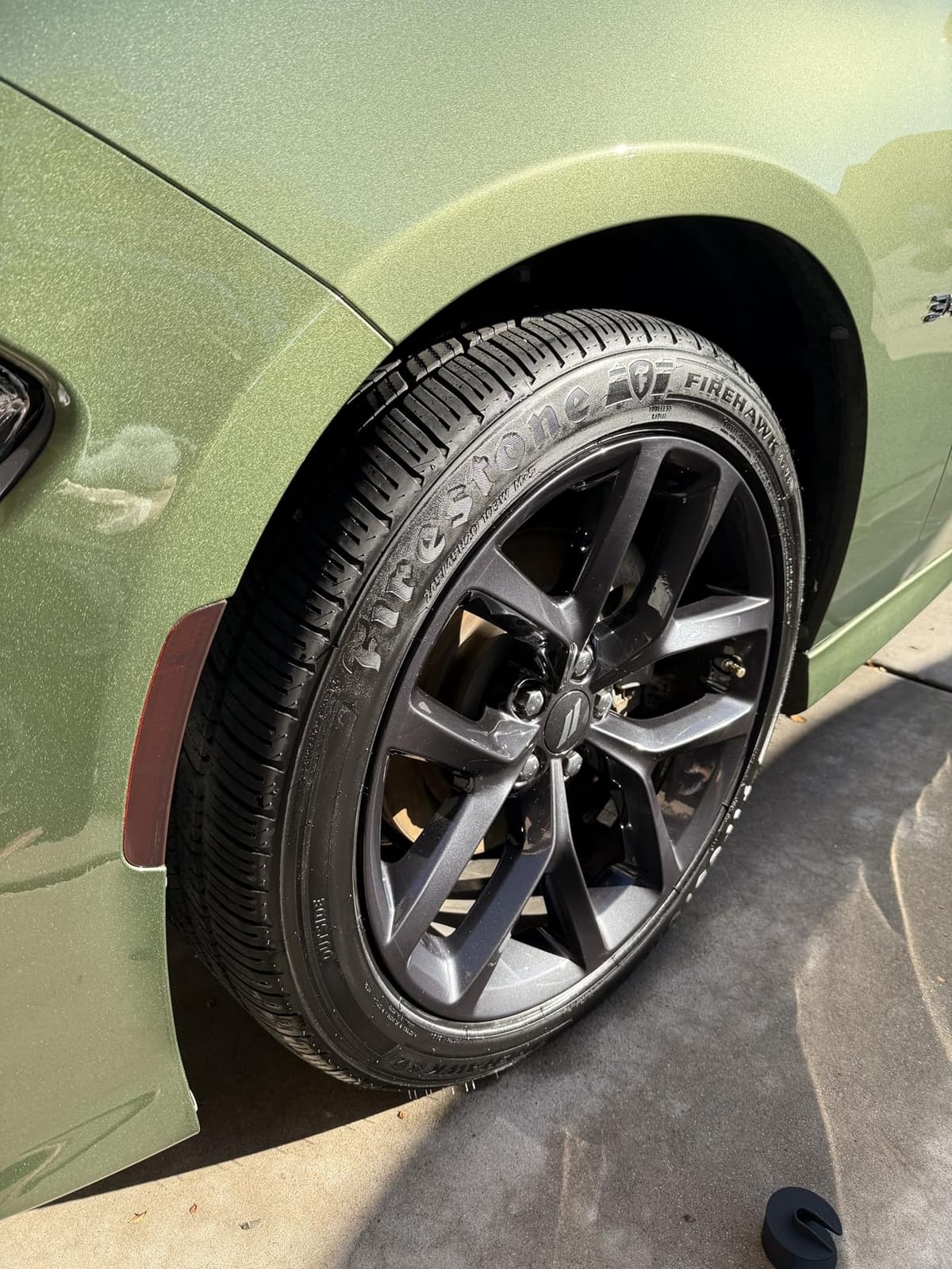 Adam's Tire Shine 16oz - Tire Dressing Spray with Added SIO2 for Rubber Protection, Gives A Glossy Wet Look & No Sling customer photo 1