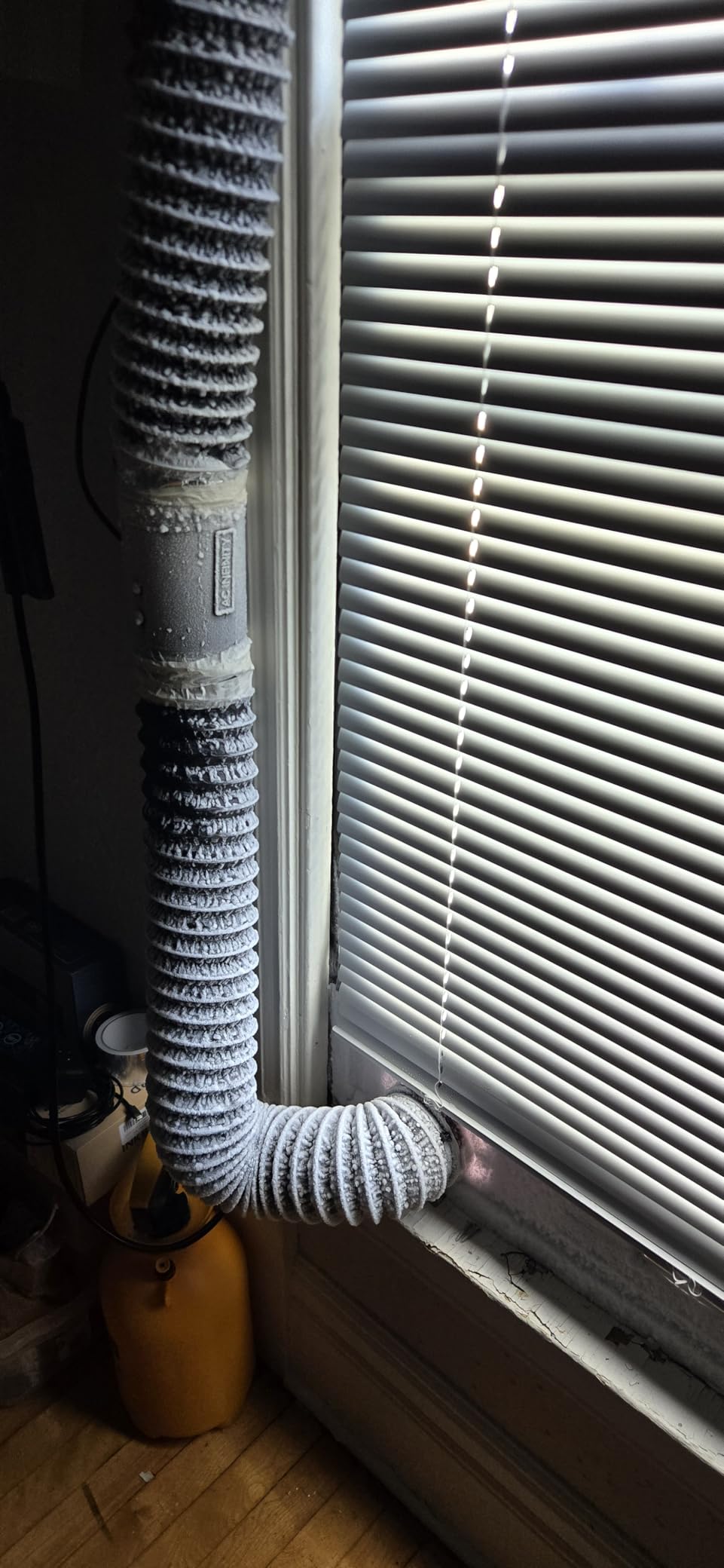 AC Infinity RAXIAL S6, Inline Booster Duct Fan 6” with Speed Controller customer photo 2