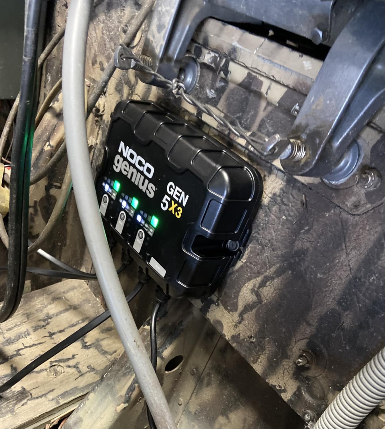 NOCO GEN5X3 12V 15A 3-Bank OnBoard Marine Battery Charger & Maintainer customer photo 2