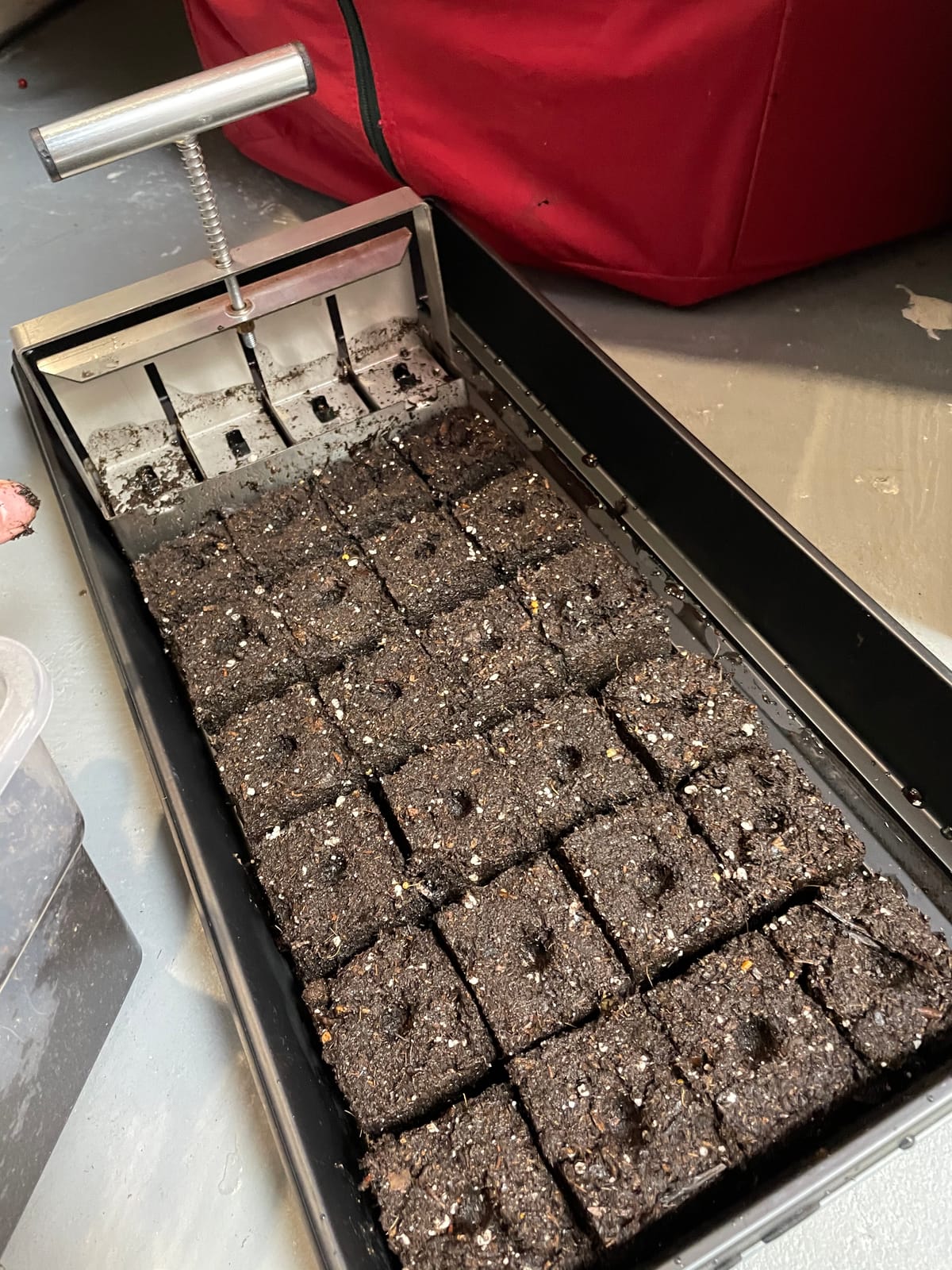 Manual Soil Block Maker Micro Soil Blocker Set 2 inch Soil Block Soil Blocking Tool for Seed Stater Tray customer photo 1