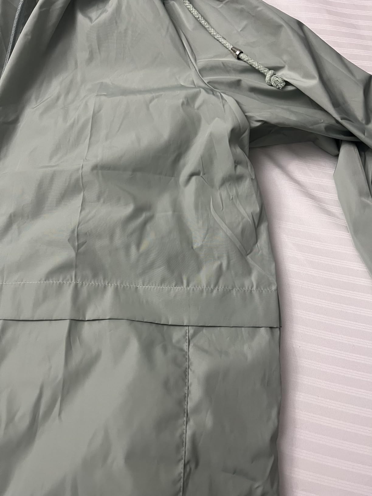 Zando Lightweight Rain Jacket Women Packable Waterproof Raincoat with Hood customer photo 2
