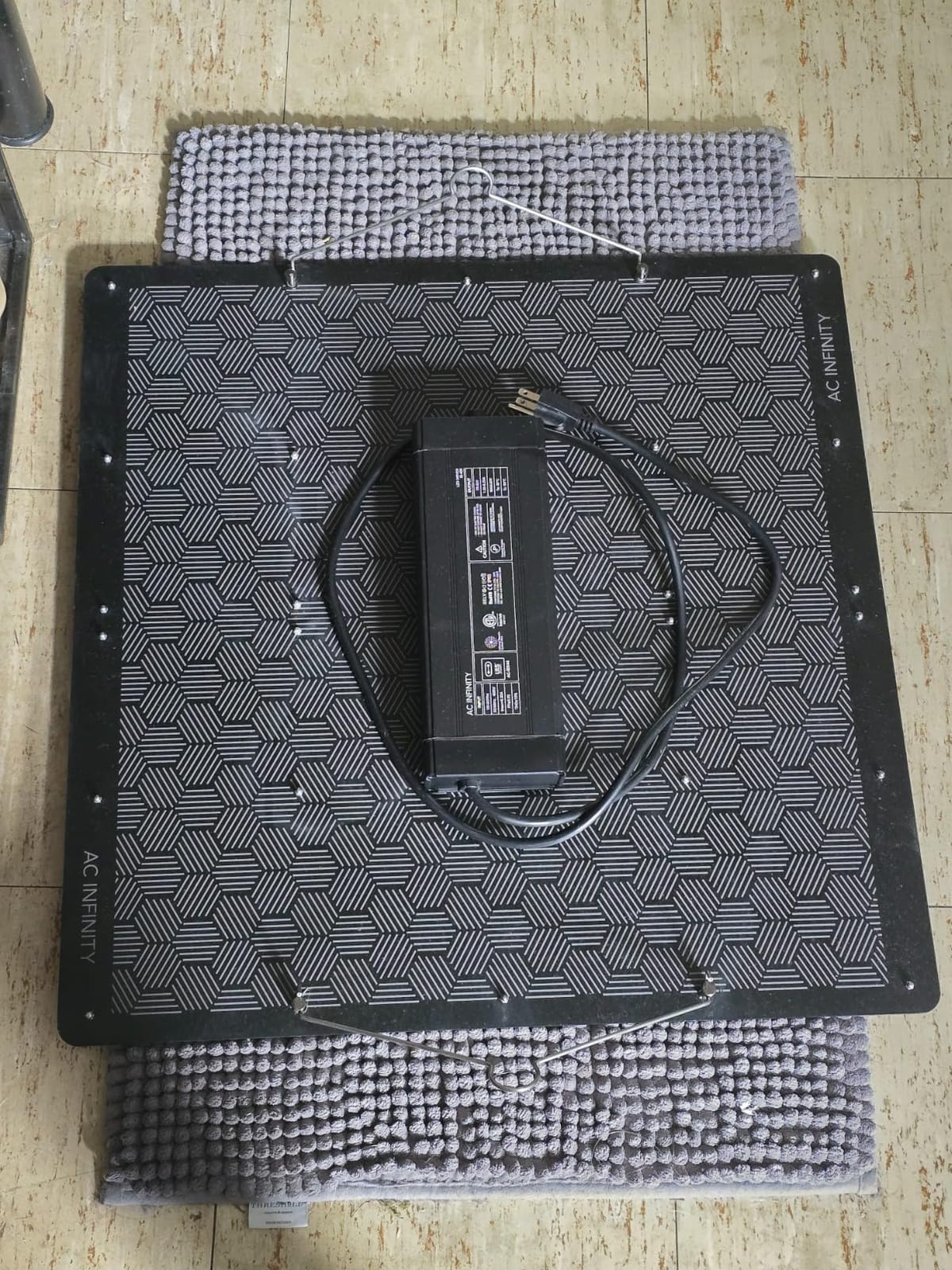 AC Infinity IONBOARD S22, LED Grow Light Board 2x2 with Dimming Control customer photo 1
