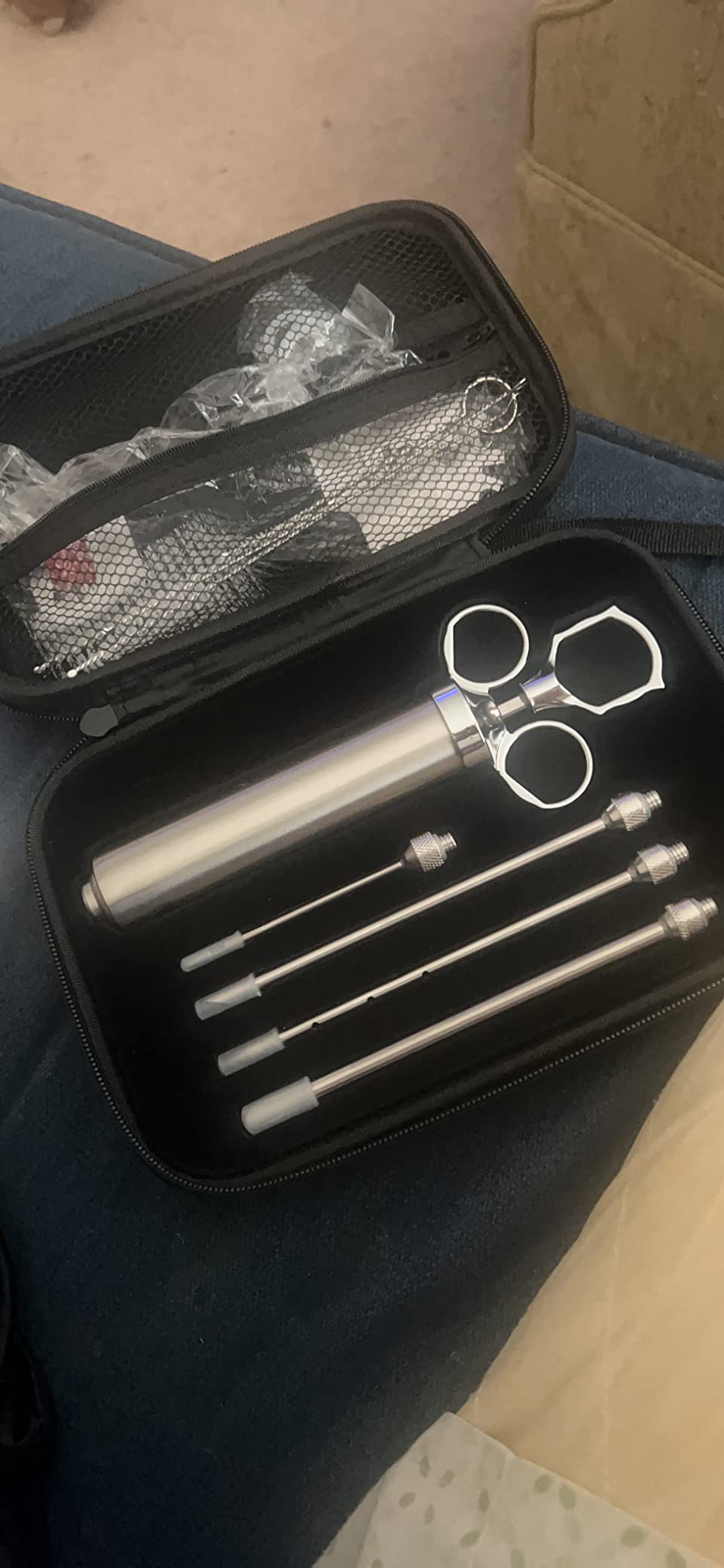 Professional Meat Injector Marinade Syringe Kit for Smoking & Grilling Turkey, Brisket & BBQ - Large 2 Oz Visible Stainless Steel Capacity - Never Leaks or Clogs + Safe Grill Cleaner & Flavor Brush customer photo 2