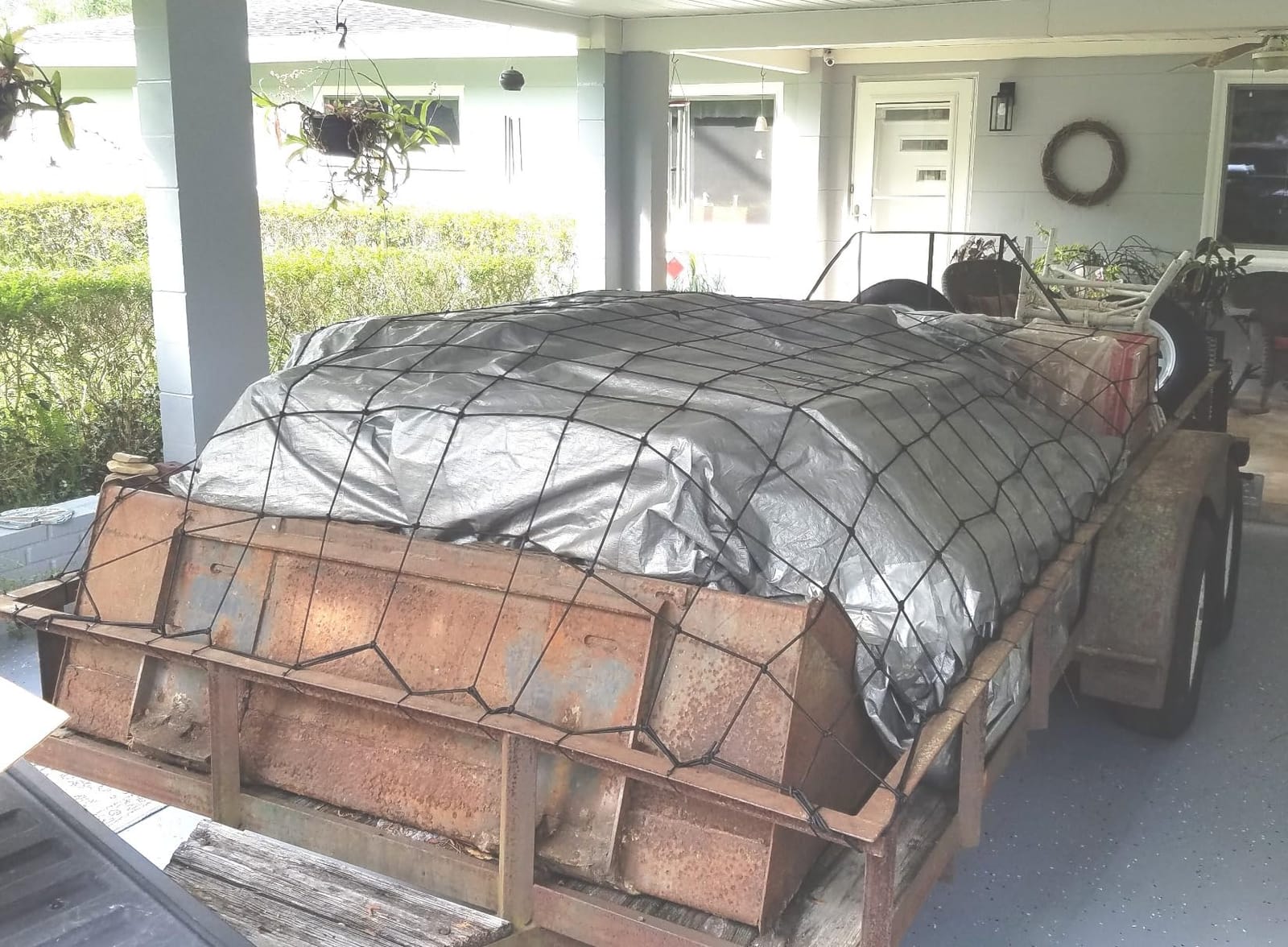 Cargo Net 4' x6' Stretches to 8' x 12' Truck Cargo Net for Pickup Truck Bed- Small 4