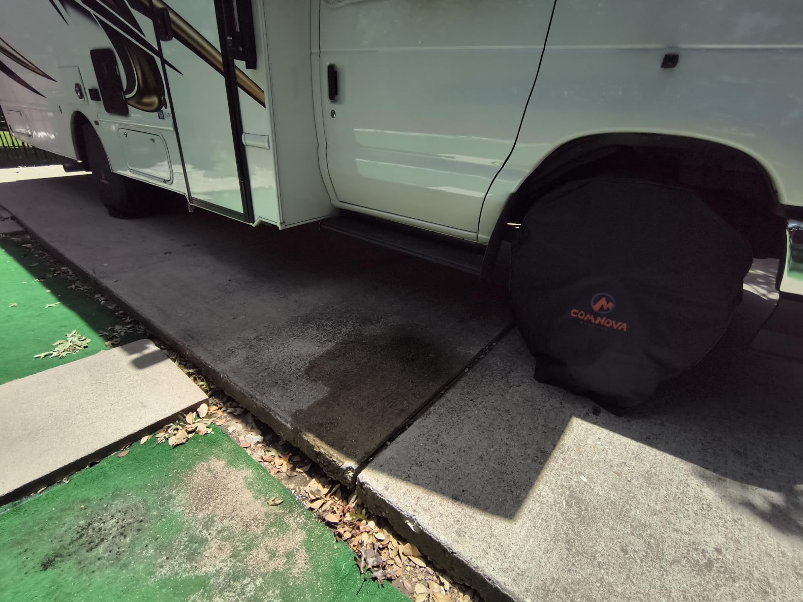 RV Tire Covers 4 Pack, Tough Tire Wheel Protector for Truck, SUV, Travel Trailer, Camper, Motorhome, Boat, Van, PU Oxford Waterproof Sun Rain Snow Protector Cover, Fits Tire Diameters 26-29 inch customer photo 2