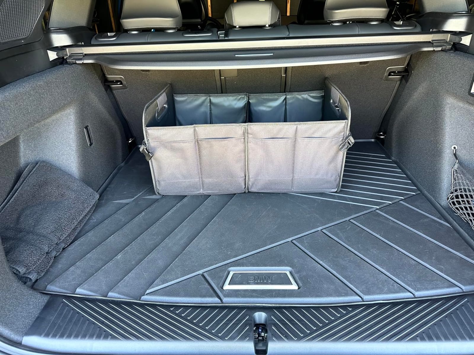Sposuit Trunk Organizer for Car - 70L Collapsible Sturdy Car Storage, Black customer photo 2