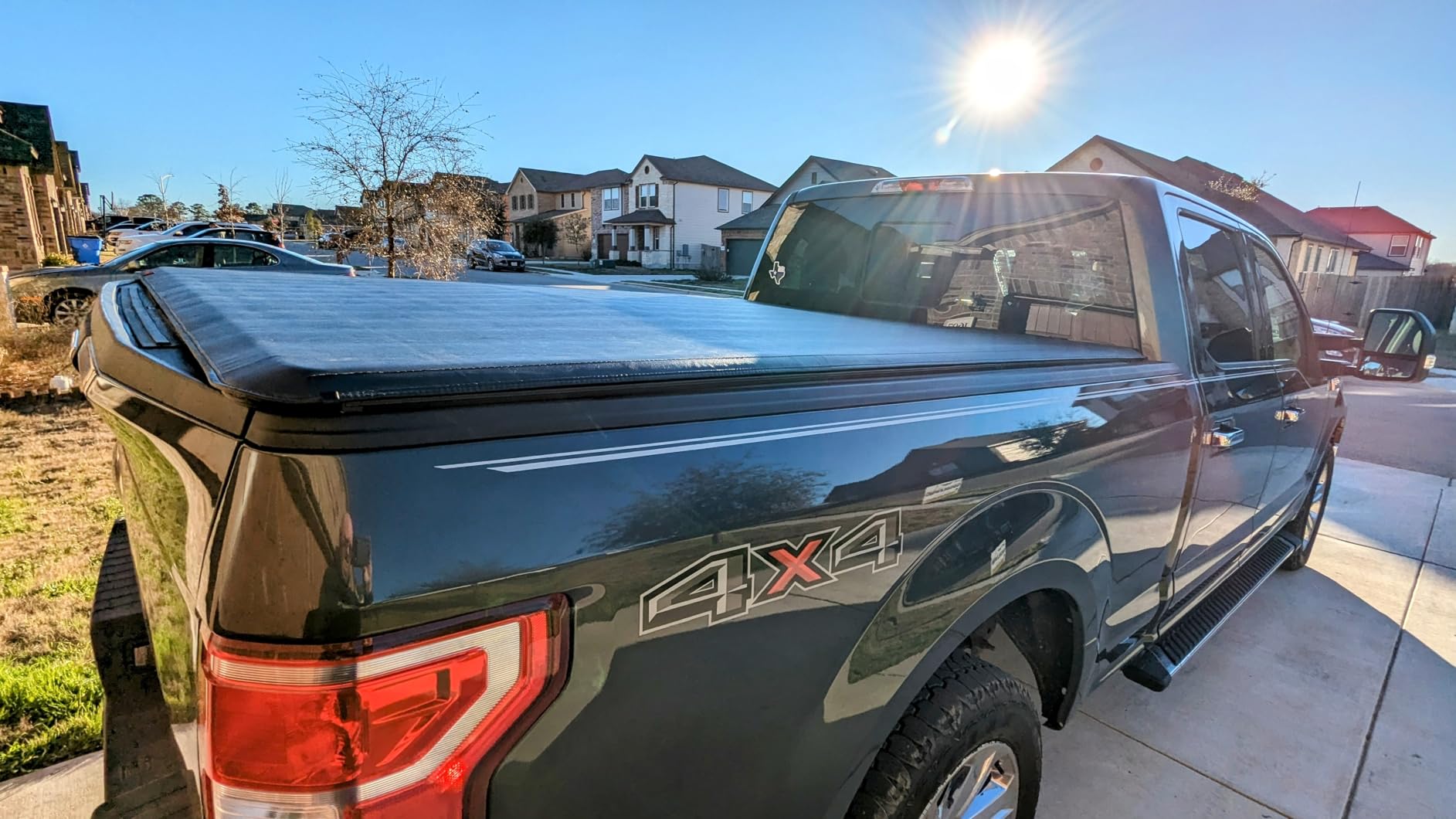 MaxMate Soft Roll-up Truck Bed Tonneau Cover Compatible with 2021-2026 Ford F-150; Lightning | 5.5' (67