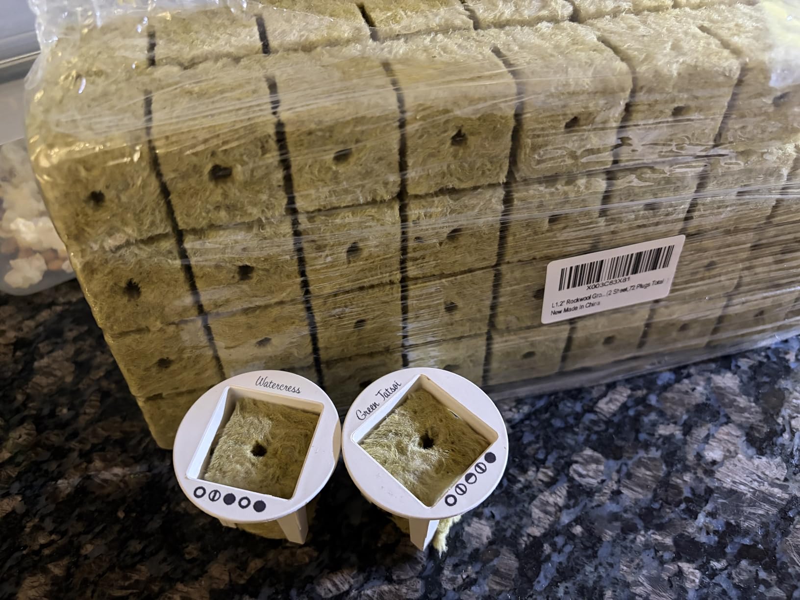Legigo 1 Inch Rockwool Cubes Seed Starter Plugs for Hydroponics, 100 Plugs customer photo 2