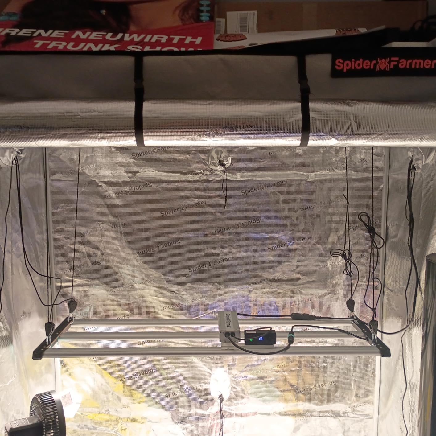 Spider Farmer G4500 LED Grow Light 320W for 2x4 Grow Tents, App‑Controlled customer photo 2