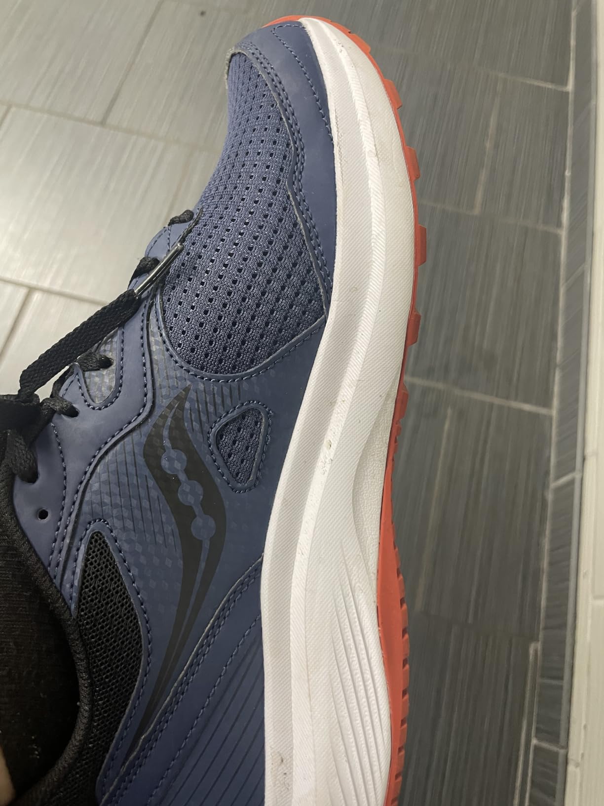 Saucony Men's Cohesion 16 Running Shoes customer photo 1
