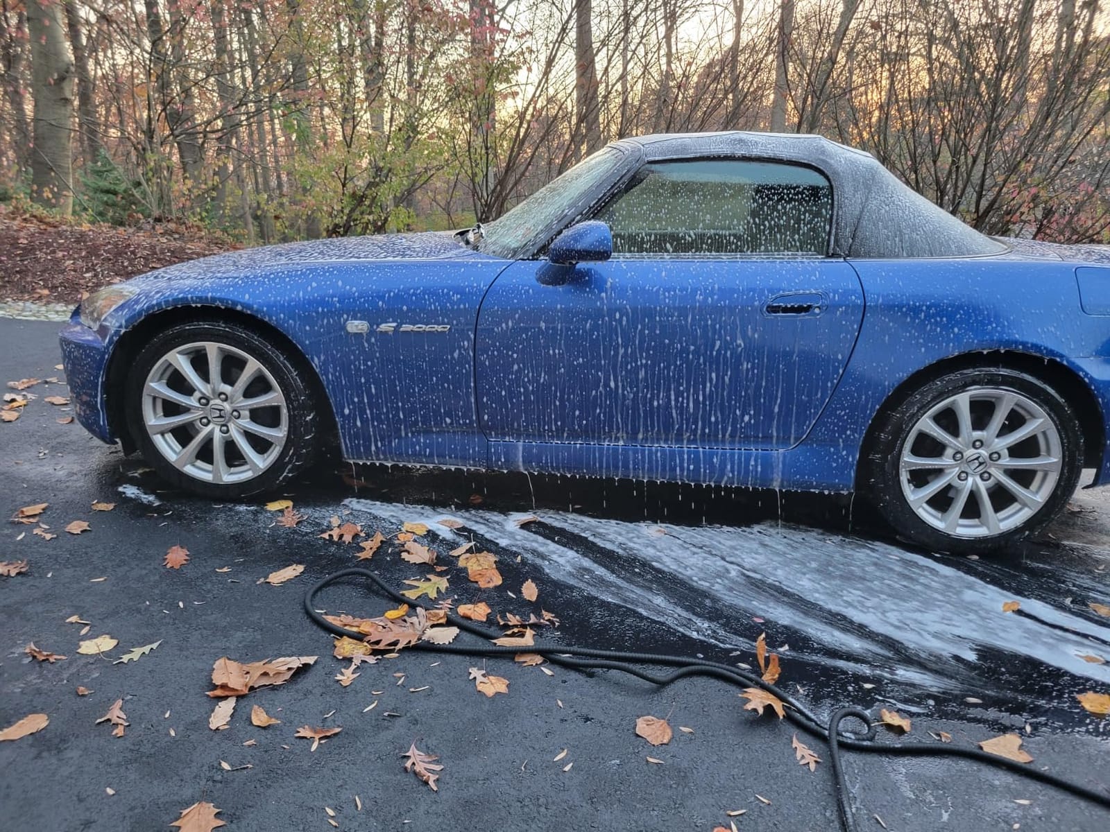 Griot's Garage Brilliant Finish Snow Foam, Foaming Car Wash Soap for Deep Cleaning and Glossy Shine, Use with Foam Cannons or Foaming Sprayers, 10848, 48oz customer photo 2