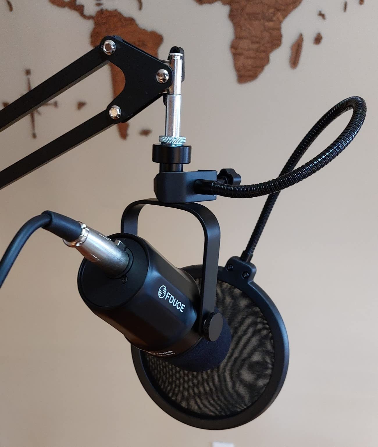 FDUCE SL40X XLR Dynamic Podcast Microphone, Studio Mic for PC customer photo 1