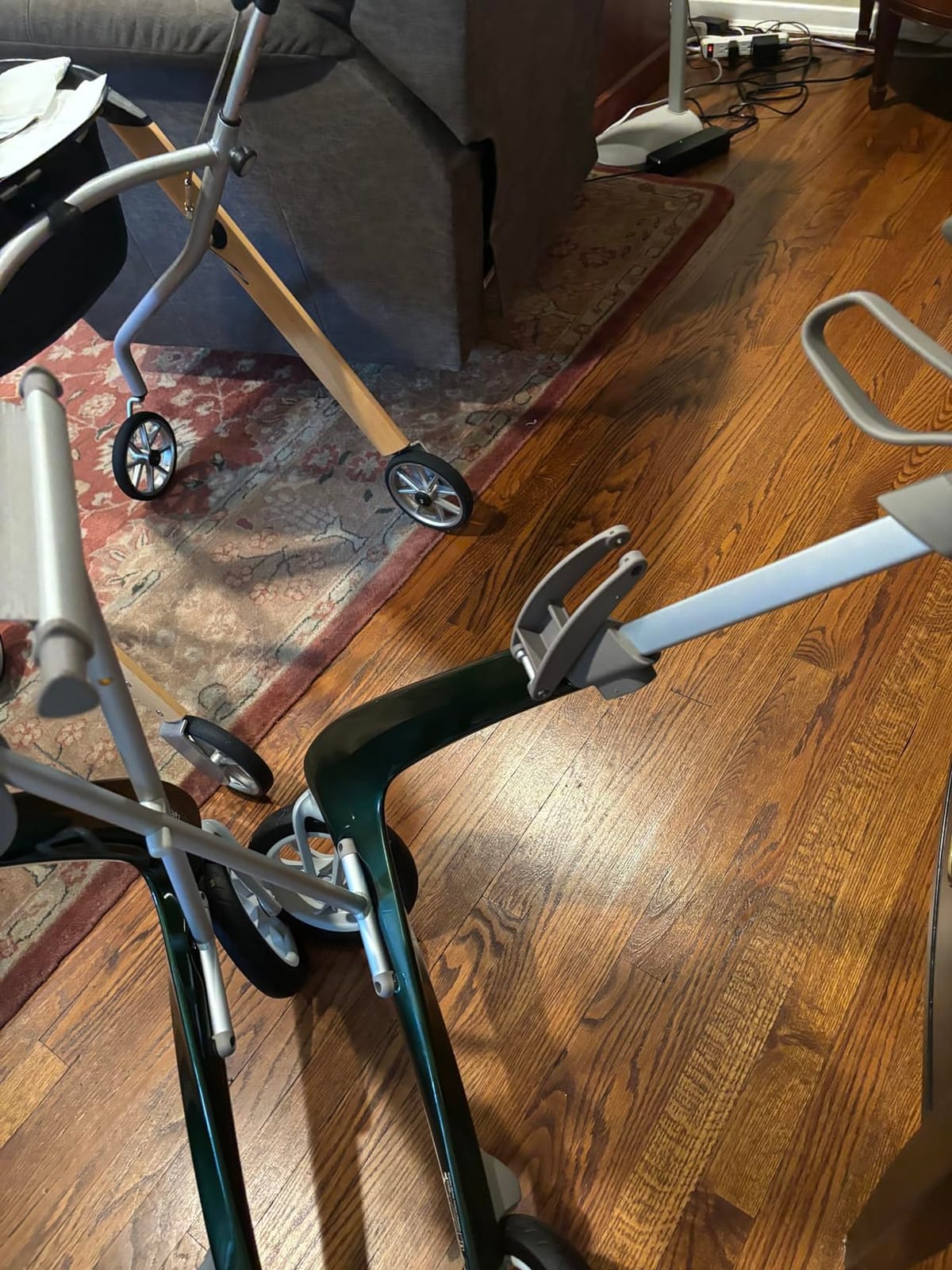 byACRE Carbon Ultralight Rollator - World's Lightest Carbon Rollator - Only 10.6 lbs/for Indoor and Outdoor Use/Foldable and Easy to Travel with (Royal Blue, Compact Track) customer photo 2