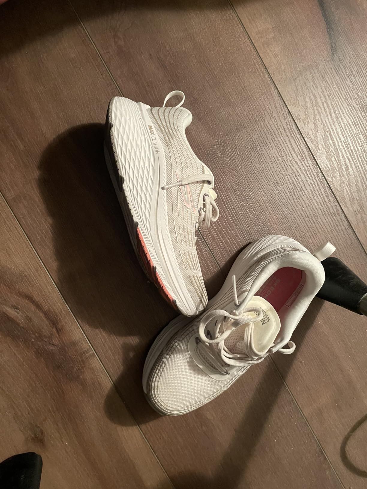 Skechers Women's Max Cushioning Elite 2.0 customer photo 2