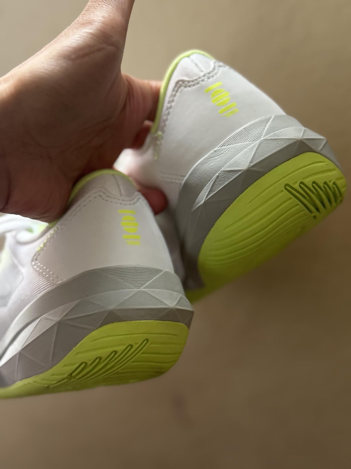 New Balance womens Fuelcell 796 V4 customer photo 2