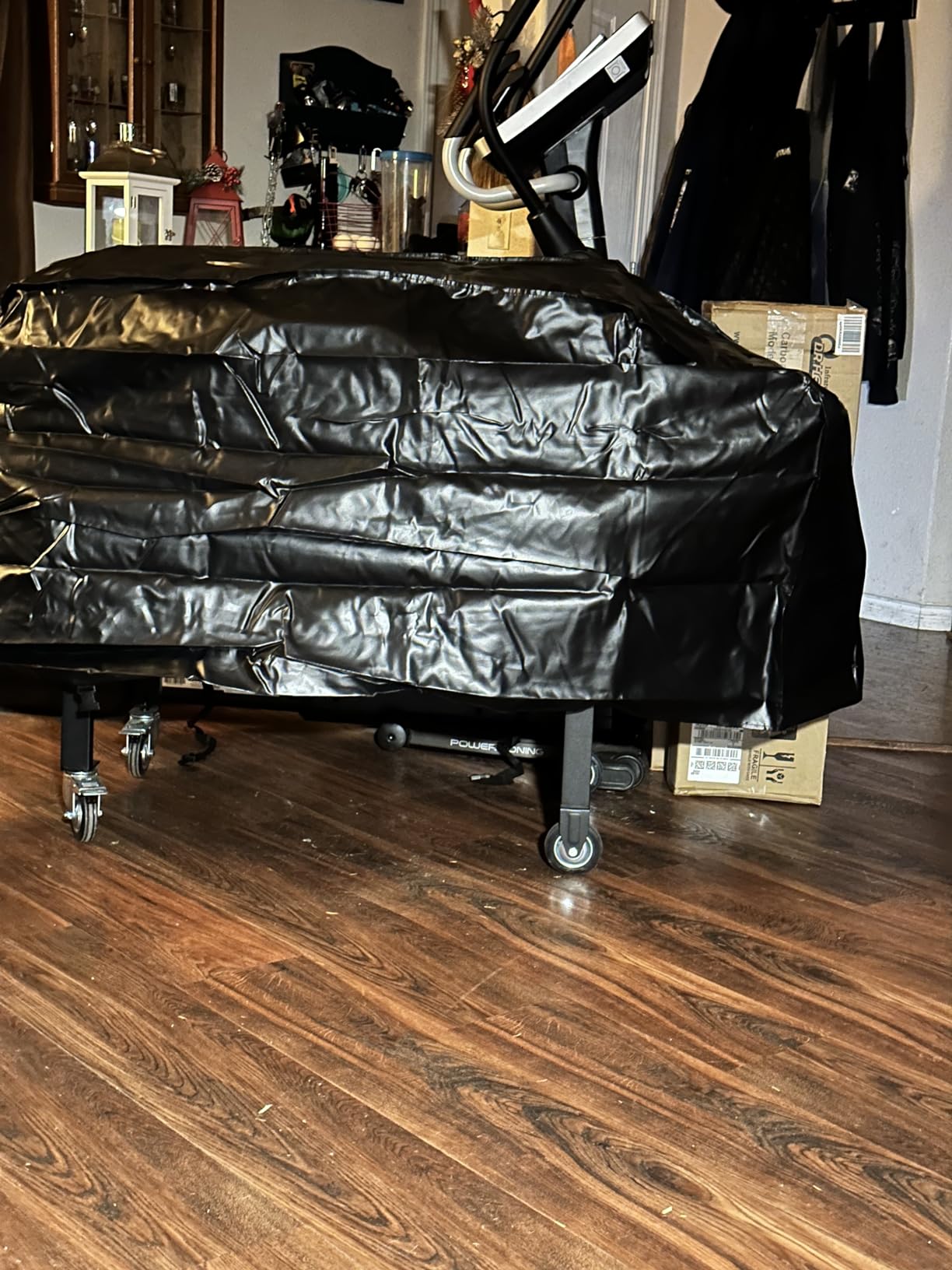 SHINESTAR Griddle Cover for Blackstone 36 Inch Griddle Without Hood, Heavy Duty Waterproof Flat Top Gas Grill Cover with Click-Close Straps, UV-Resistant BBQ Cover for More 4-Burner Griddle customer photo 2