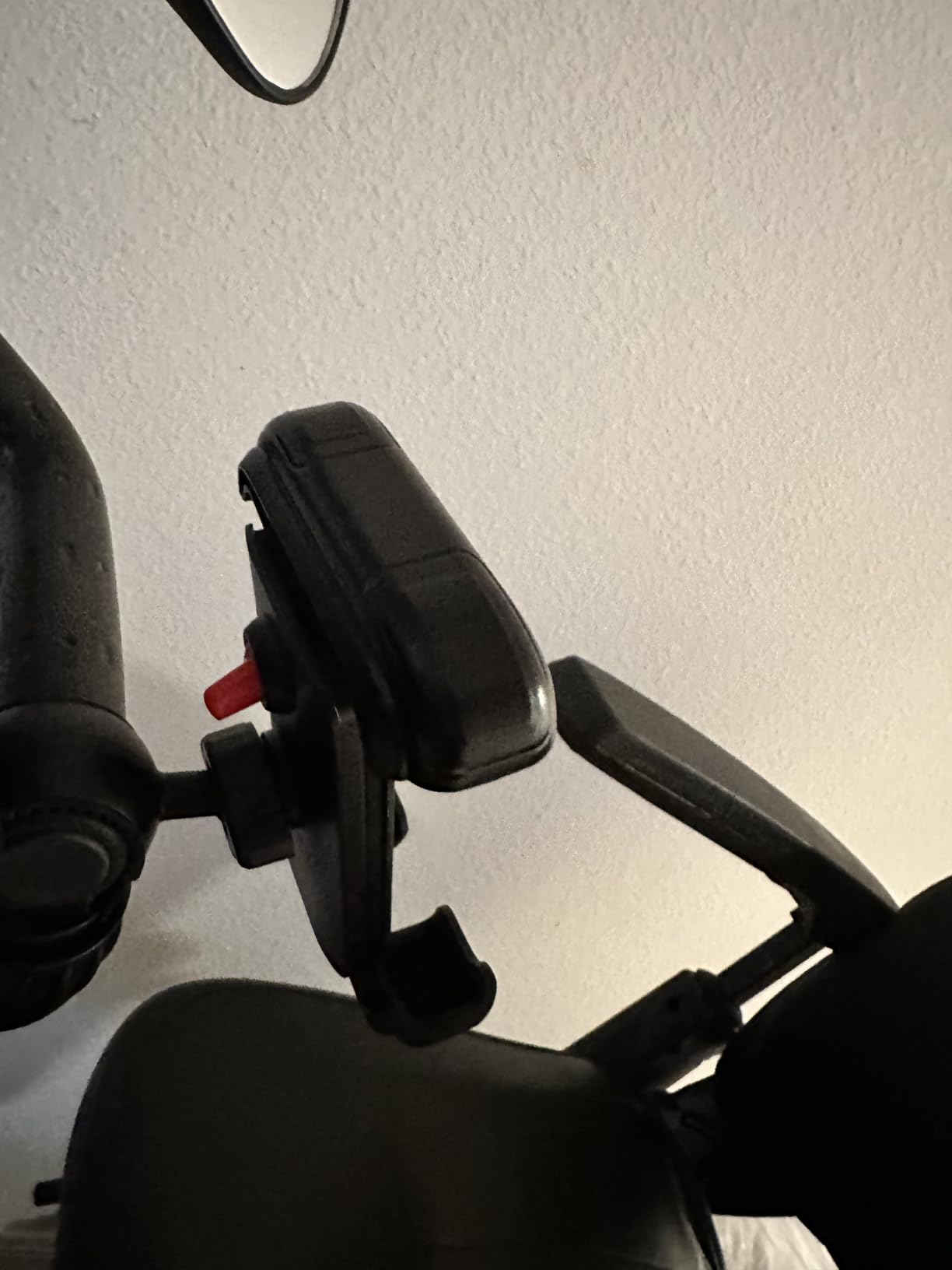 LISEN Bike Phone Holder, [Super Easy Install] Motorcycle Phone Mount Ebike Accessories Bicycle Handlebar Holder Mount Gifts for Adults Kids Men Mountain Mini Bike Scooter Gear Accessories, Black customer photo 2