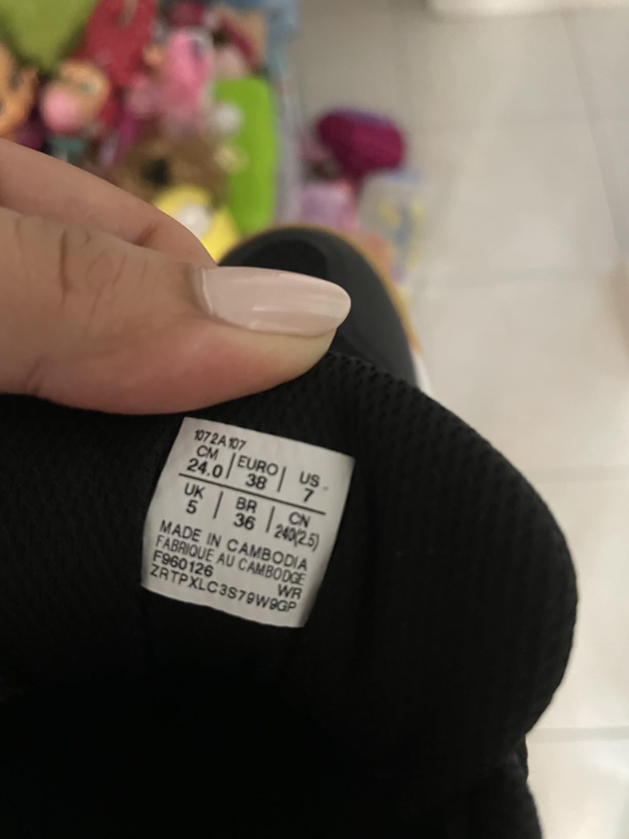 ASICS Women's Upcourt 6 Volleyball Shoes customer photo 2