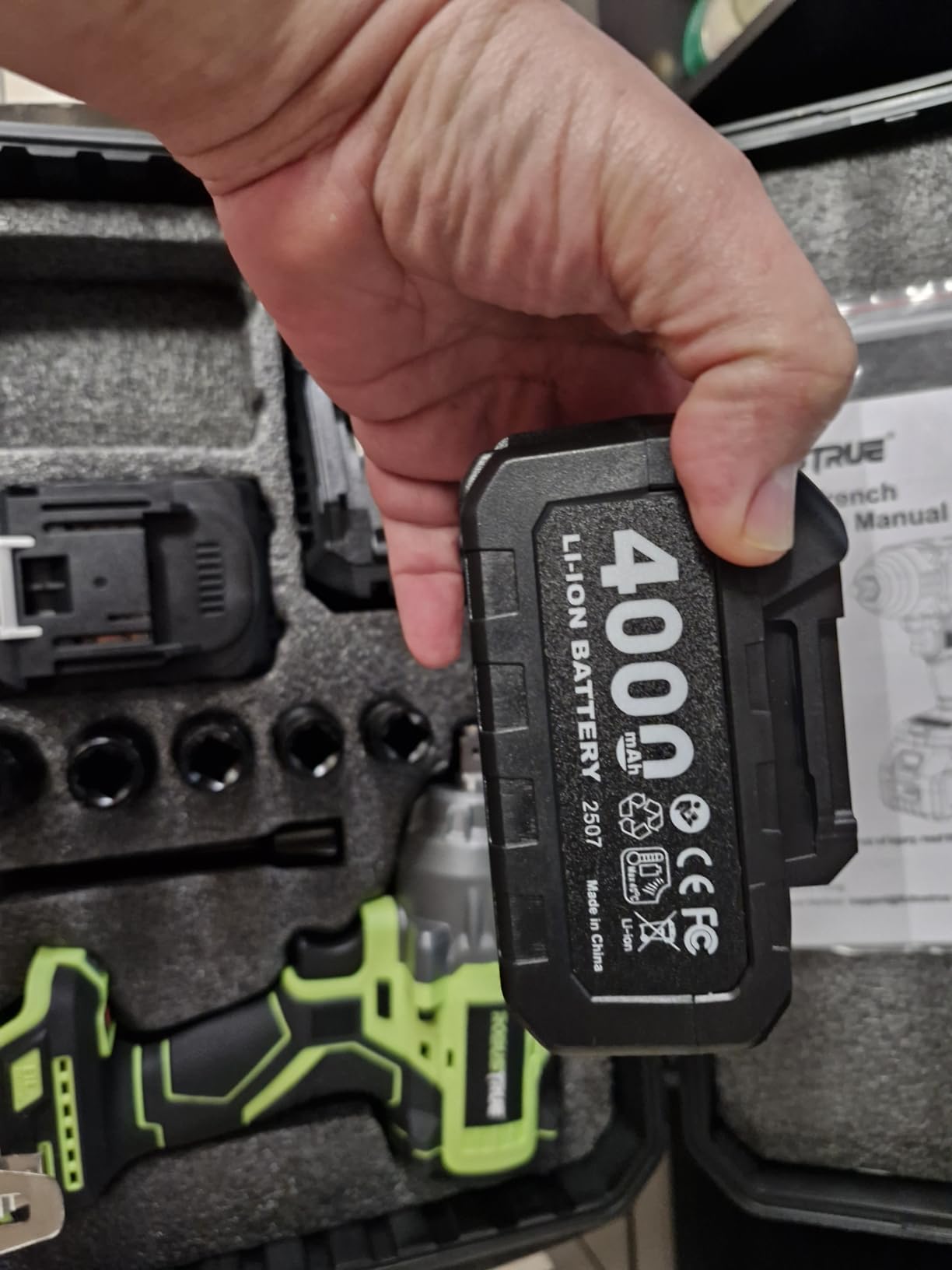 Robustrue 1600N.m (1180ft-lbs) Cordless Impact Wrench, 1/2 High Torque Brushless Impact Gun, 2400RPM Power, 2 x 4.0Ah Batteries, Fast Charger, Impact Wrench for Heavy Duty Truck RV Mower customer photo 1