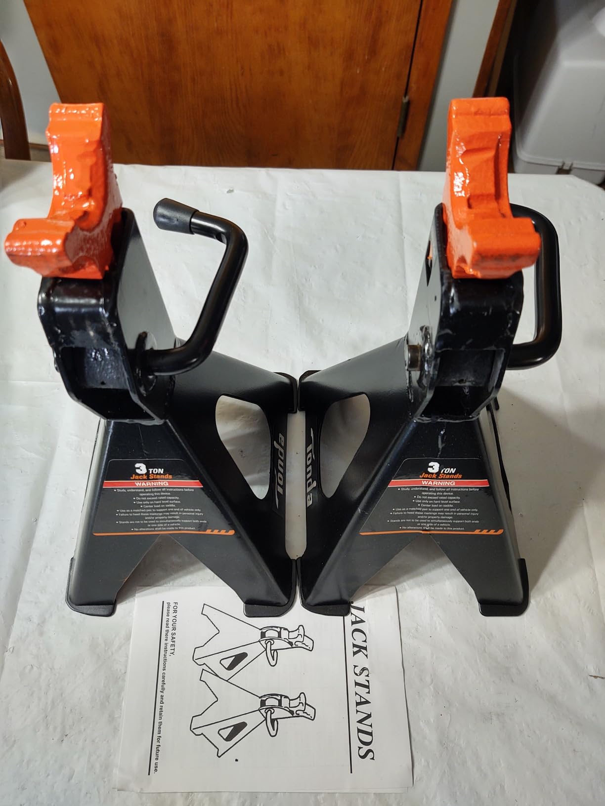 TONDA Jack Stands 3 Ton, Extra Tall, 13.39-21.06 in, 1 Pair customer photo 2