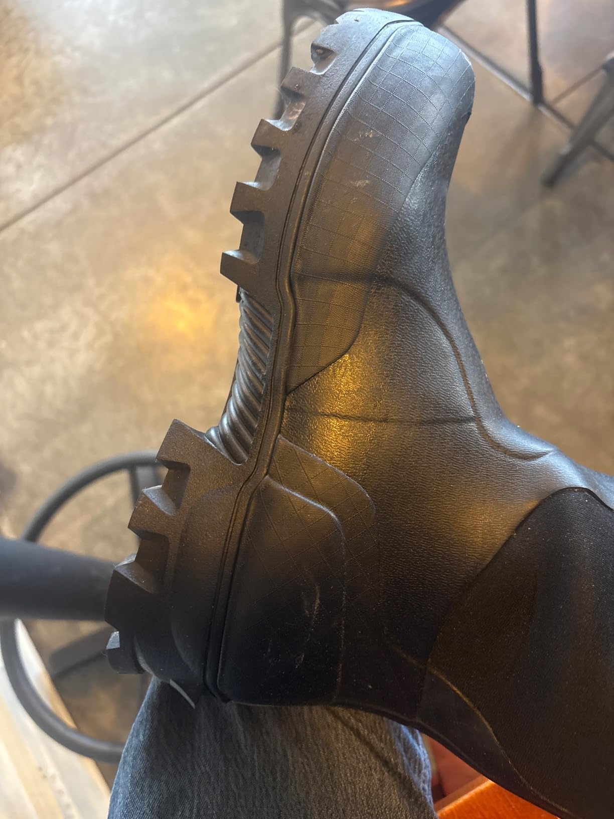 Showave Men's Rubber Boots Waterproof Rain Boots Mud Boot Comfy Sports Sole customer photo 1
