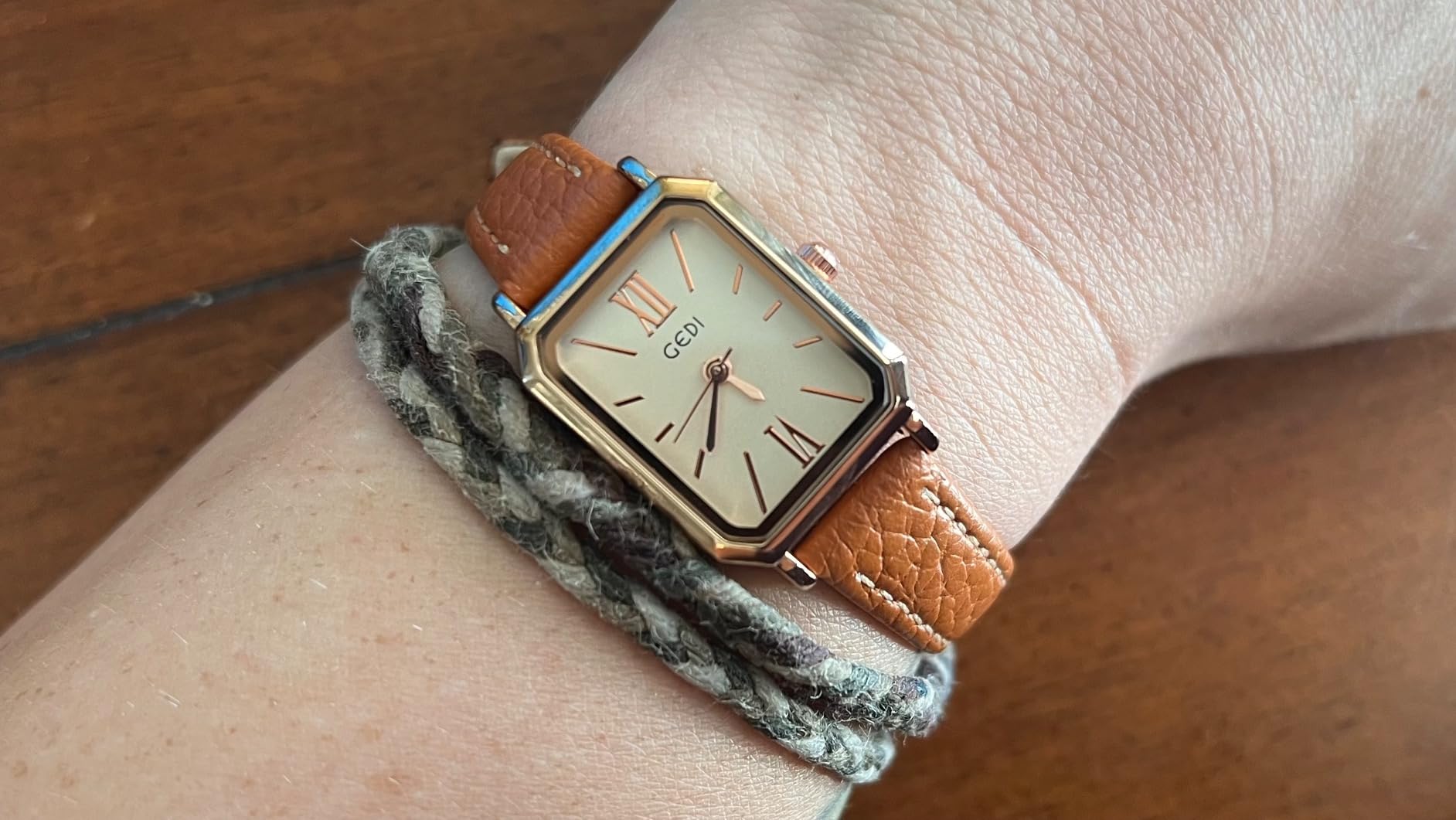 TOOCAT Women Wrist Watch Mini Ultra-Thin Elegant Simple Square Quartz Watches with Leather Strap 30M Waterproof Analog Watches for Females Students Ladies customer photo 2