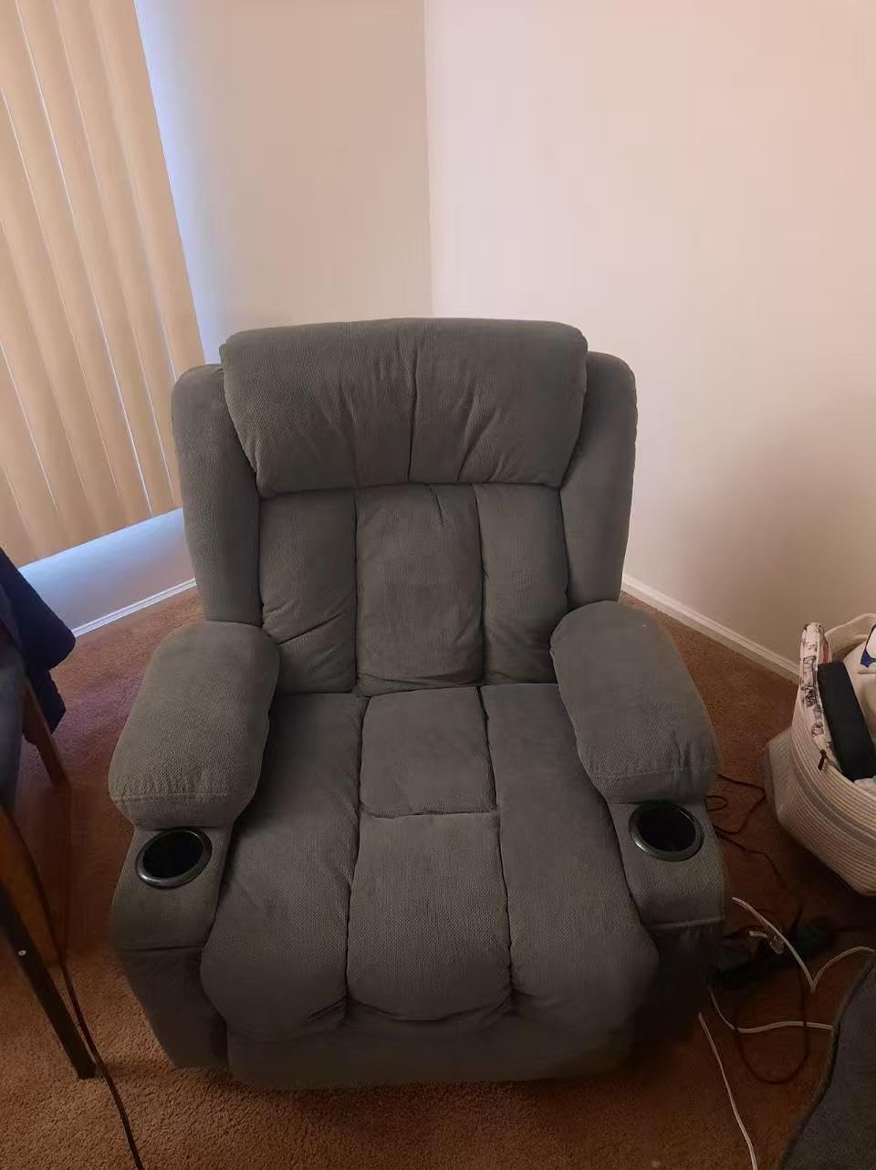 BOSMILLER Power Lift Recliner Chair for Elderly with Vibration Massage and Lumbar Heating Electric Oversized Single Sofa with Cup Holder and USB Charge Port for Living Room customer photo 1