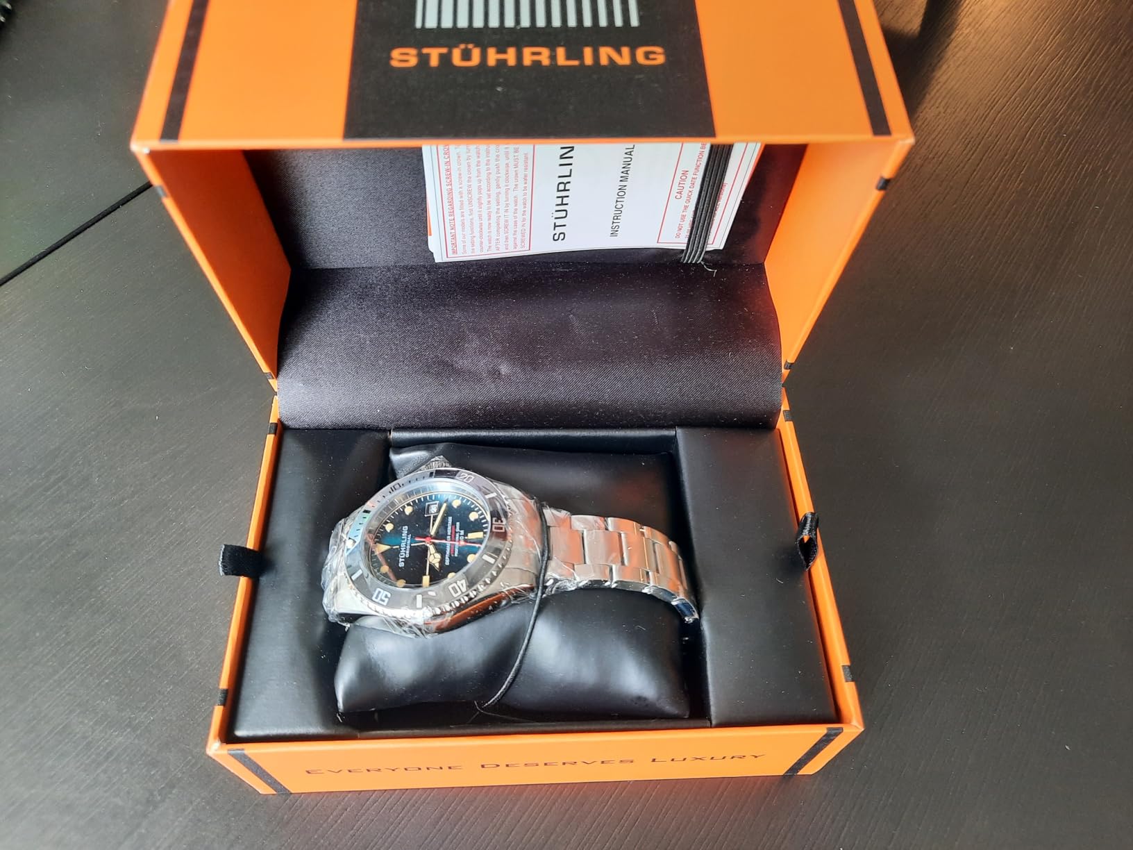 Stuhrling Depthmaster Heritage Diver Swiss Quartz Watch, 42mm, Stainless Steel, 100M Water Resistant customer photo 1